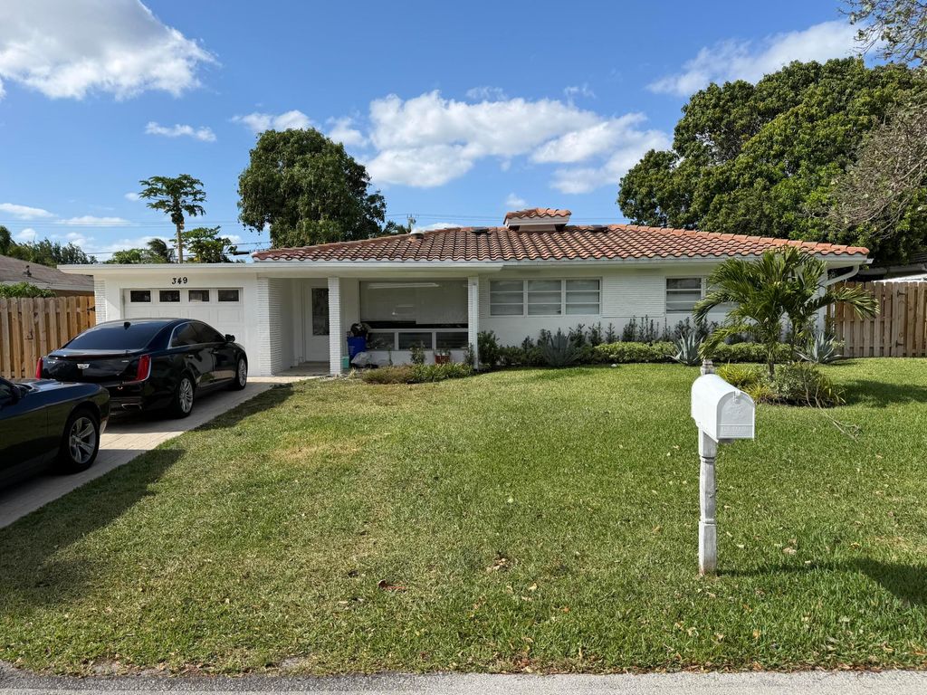 Photo of 349 NE 31st Street, Boca Raton, FL 33431 (MLS # B26020037)
