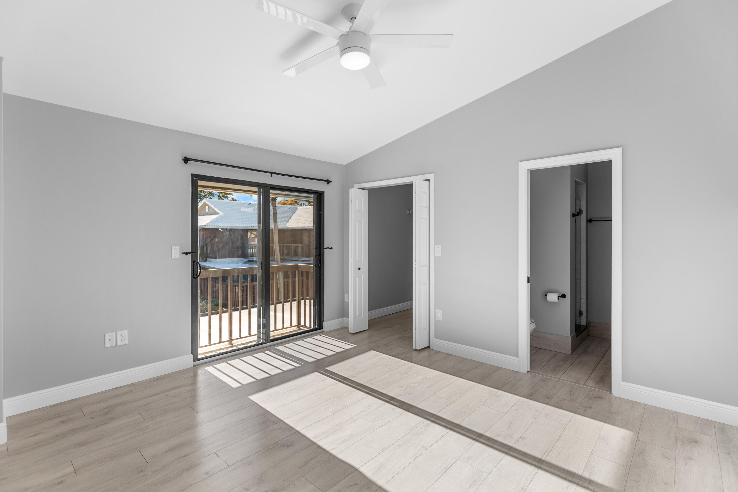 CAMELOT GARDENS-PHASE TEN- BLDG 23 UNIT B - Residential