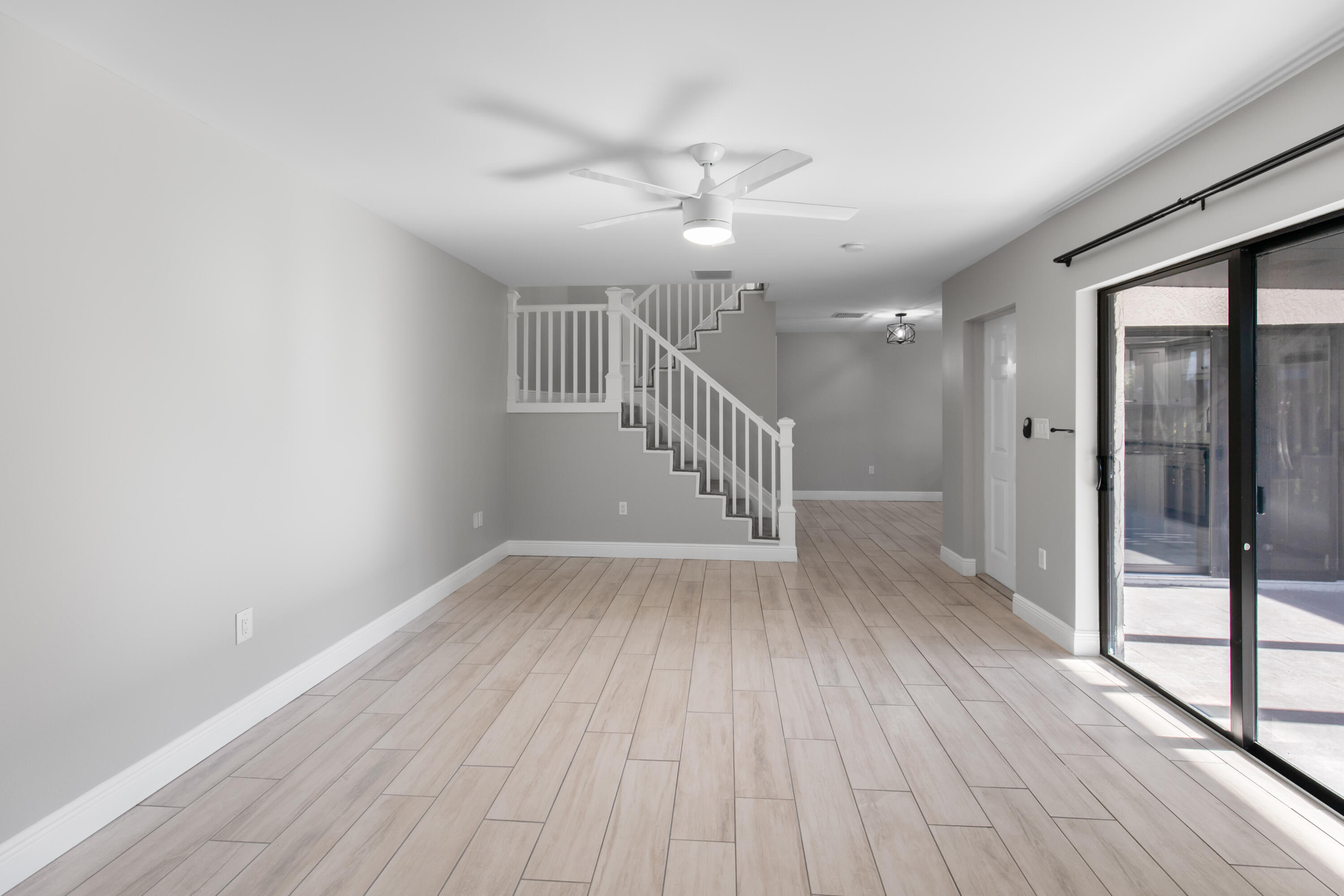 CAMELOT GARDENS-PHASE TEN- BLDG 23 UNIT B - Residential