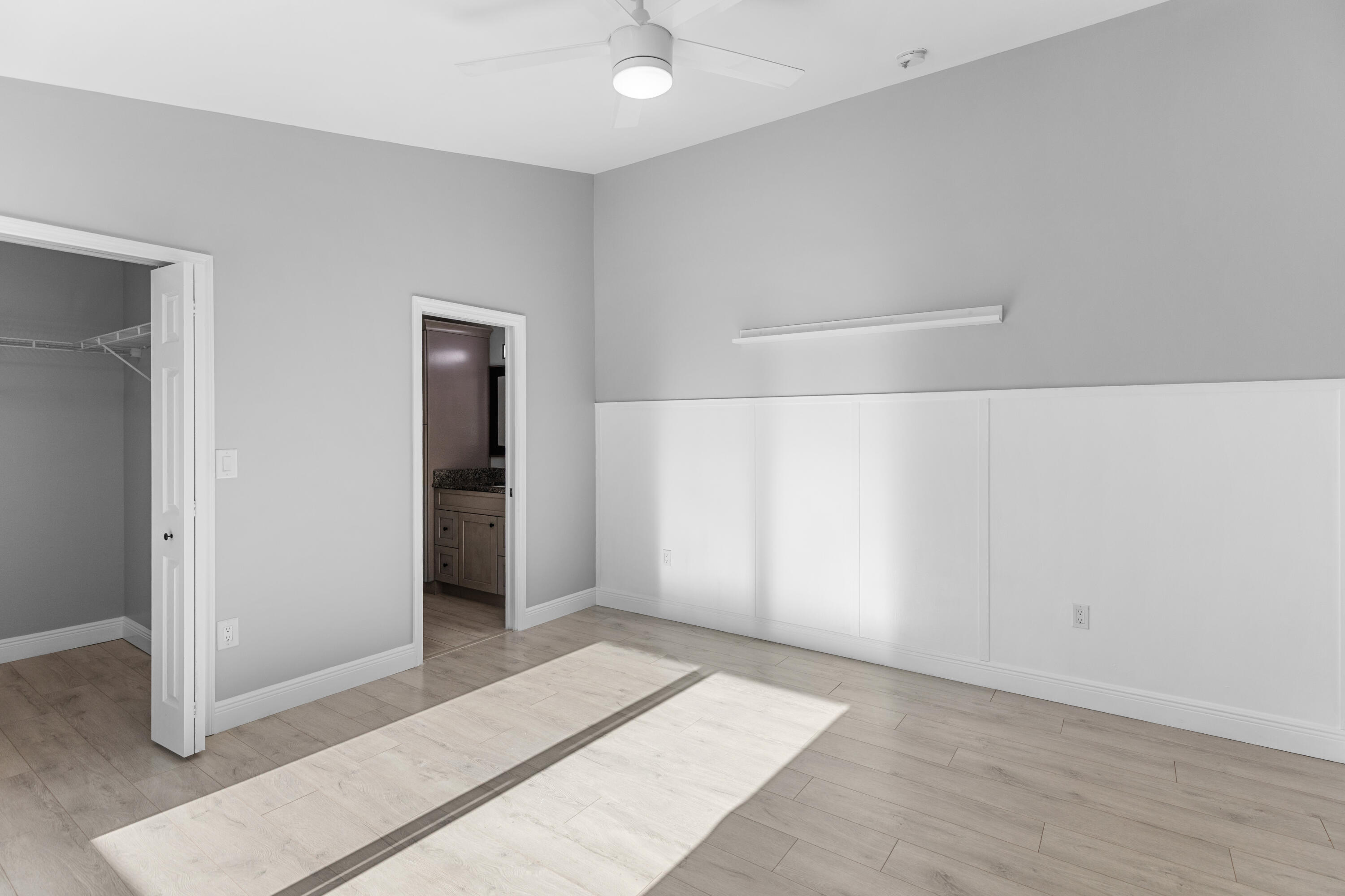 CAMELOT GARDENS-PHASE TEN- BLDG 23 UNIT B - Residential