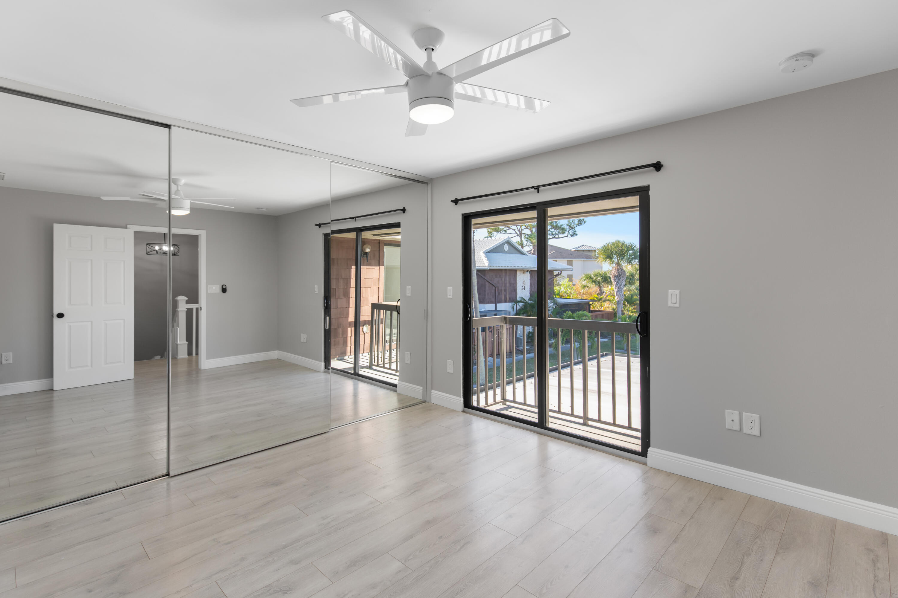 CAMELOT GARDENS-PHASE TEN- BLDG 23 UNIT B - Residential