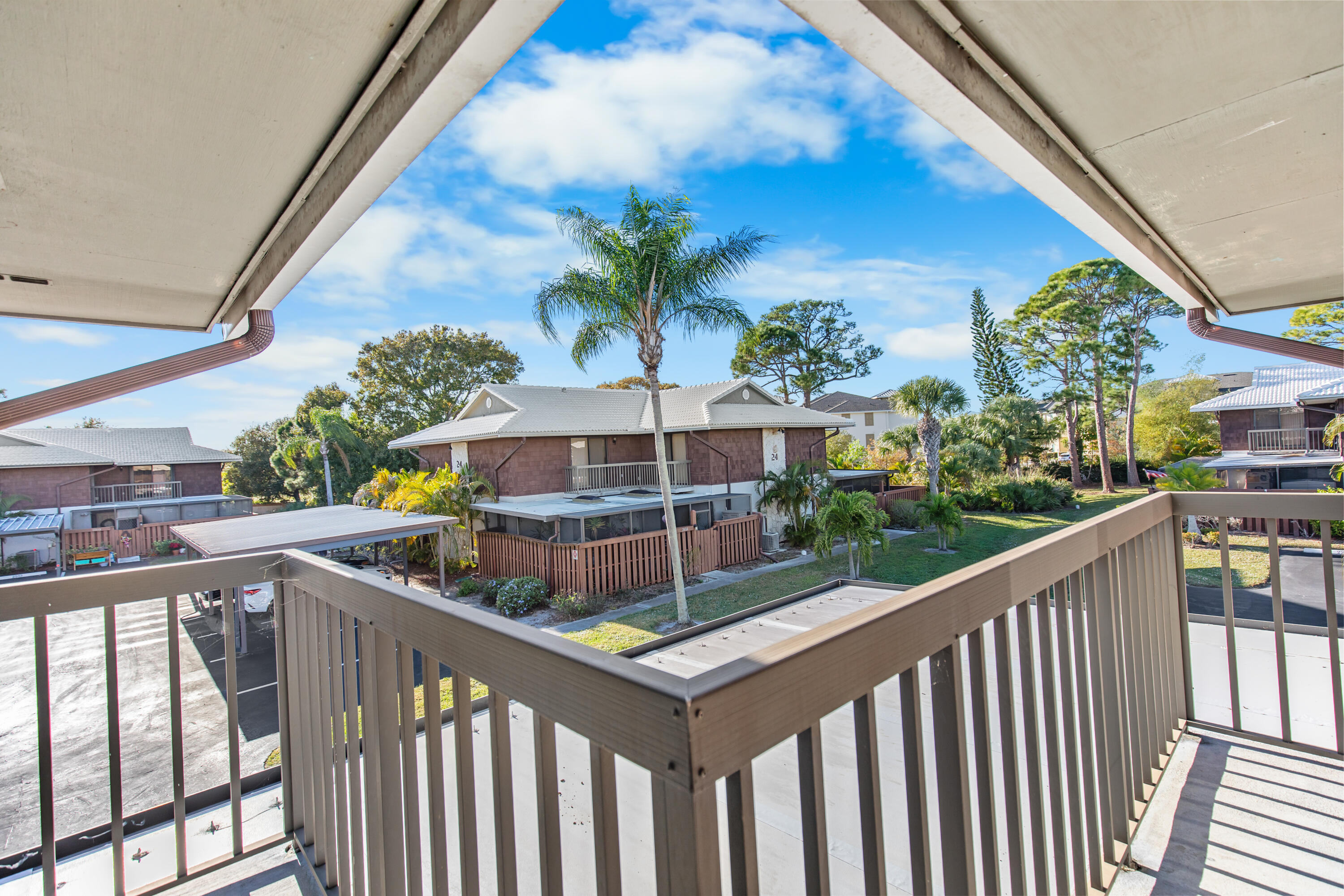 CAMELOT GARDENS-PHASE TEN- BLDG 23 UNIT B - Residential