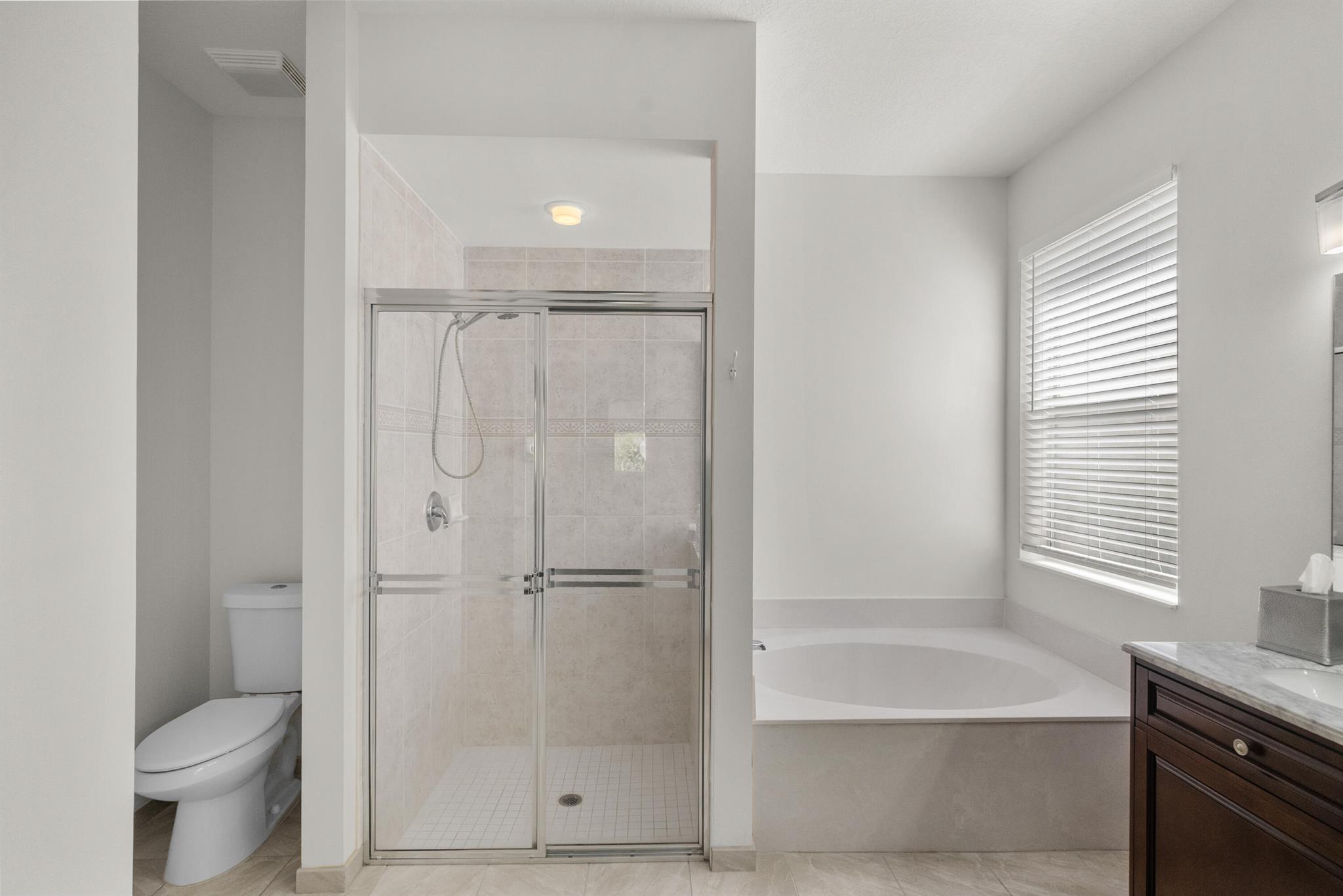 WILLOUGHBY (AKA WILLOUGHBY GLEN) - Residential