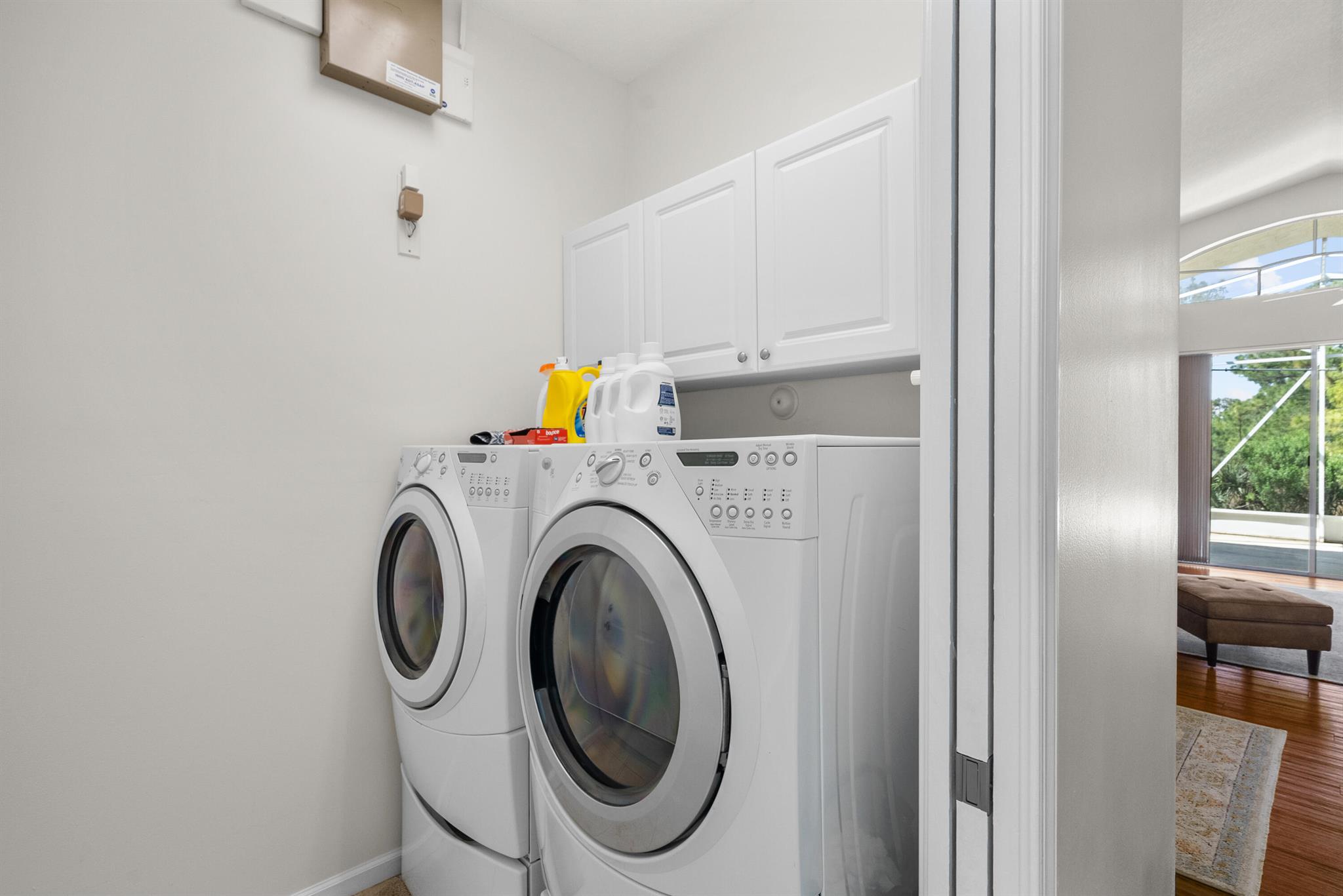 WILLOUGHBY (AKA WILLOUGHBY GLEN) - Residential