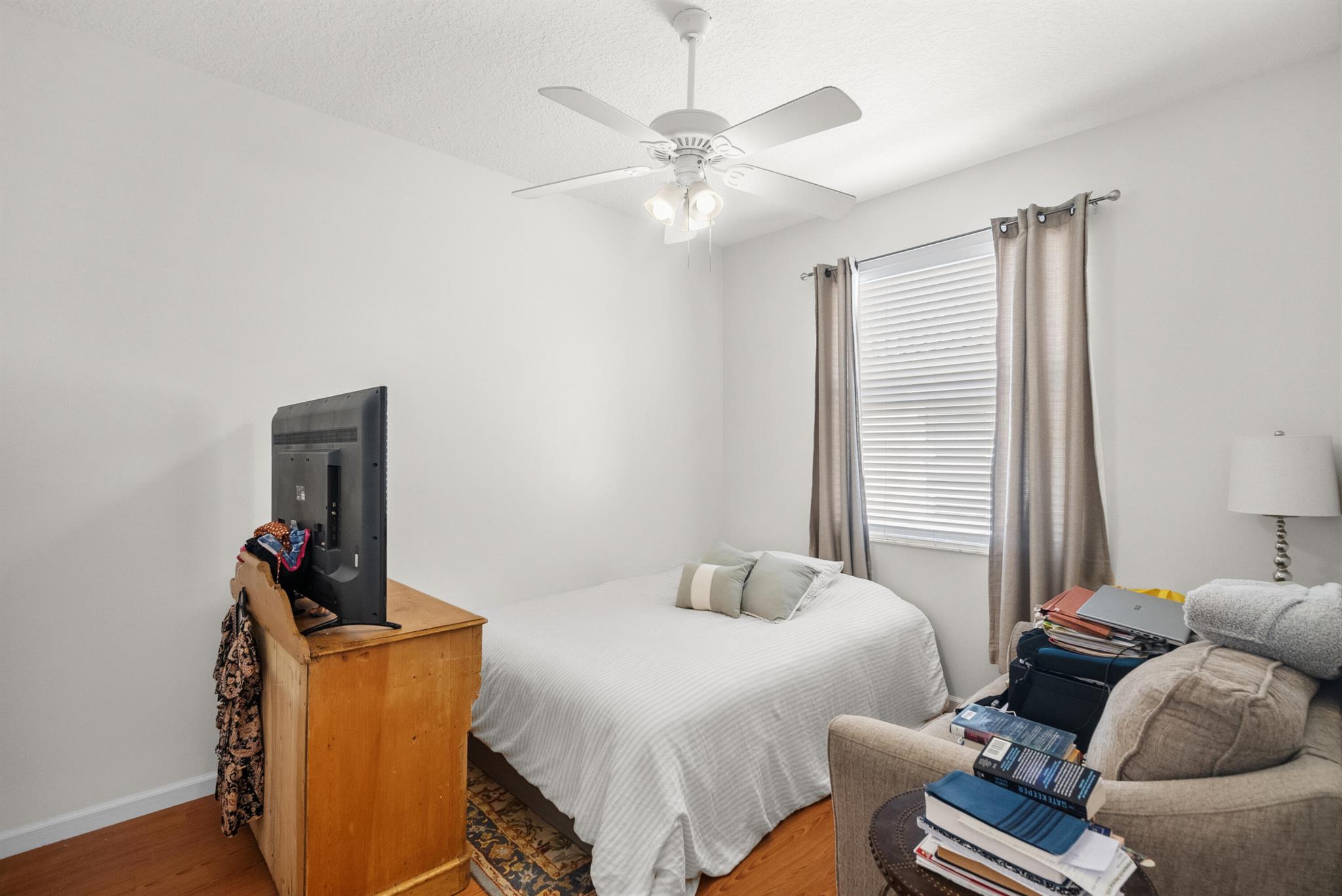 WILLOUGHBY (AKA WILLOUGHBY GLEN) - Residential