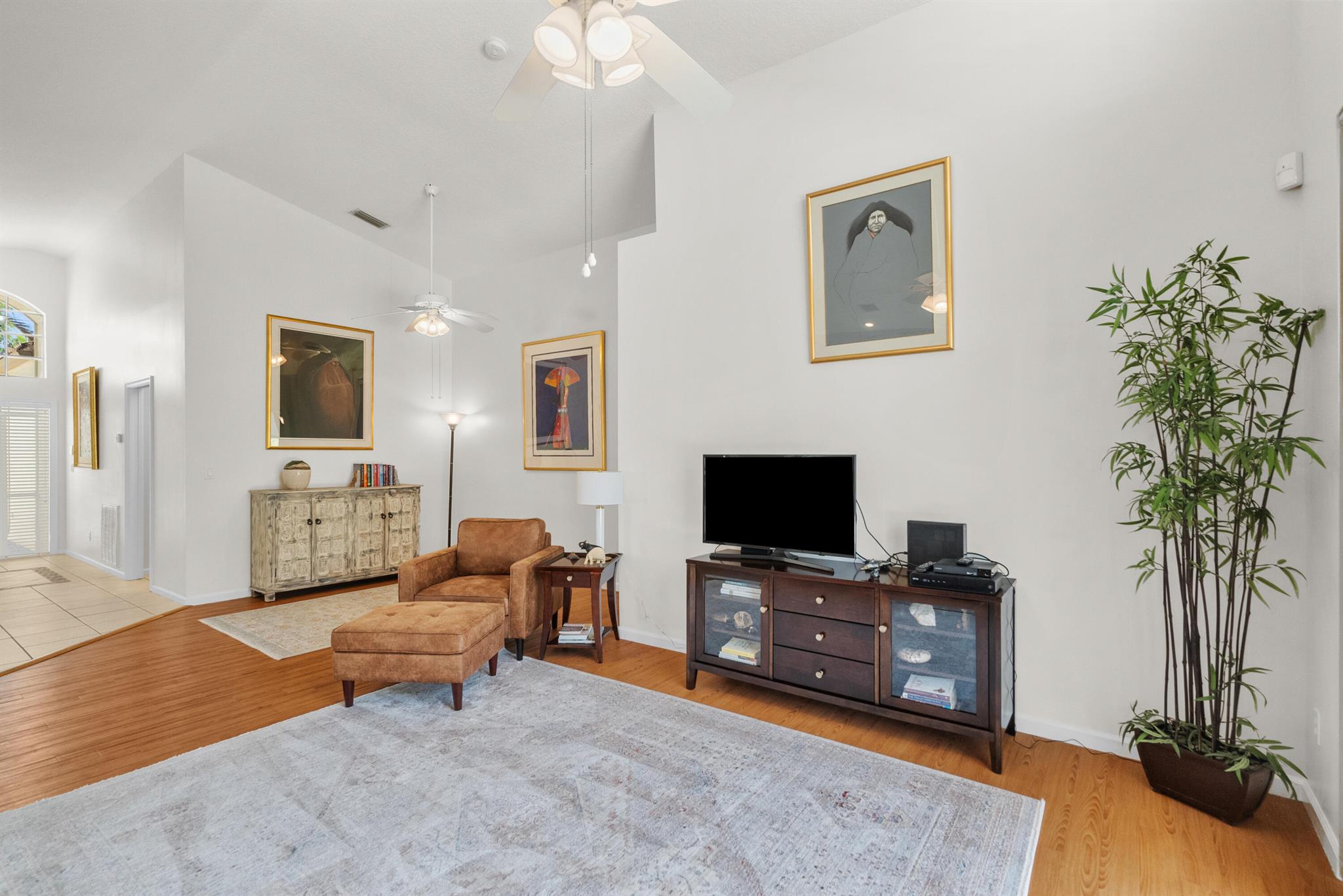 WILLOUGHBY (AKA WILLOUGHBY GLEN) - Residential