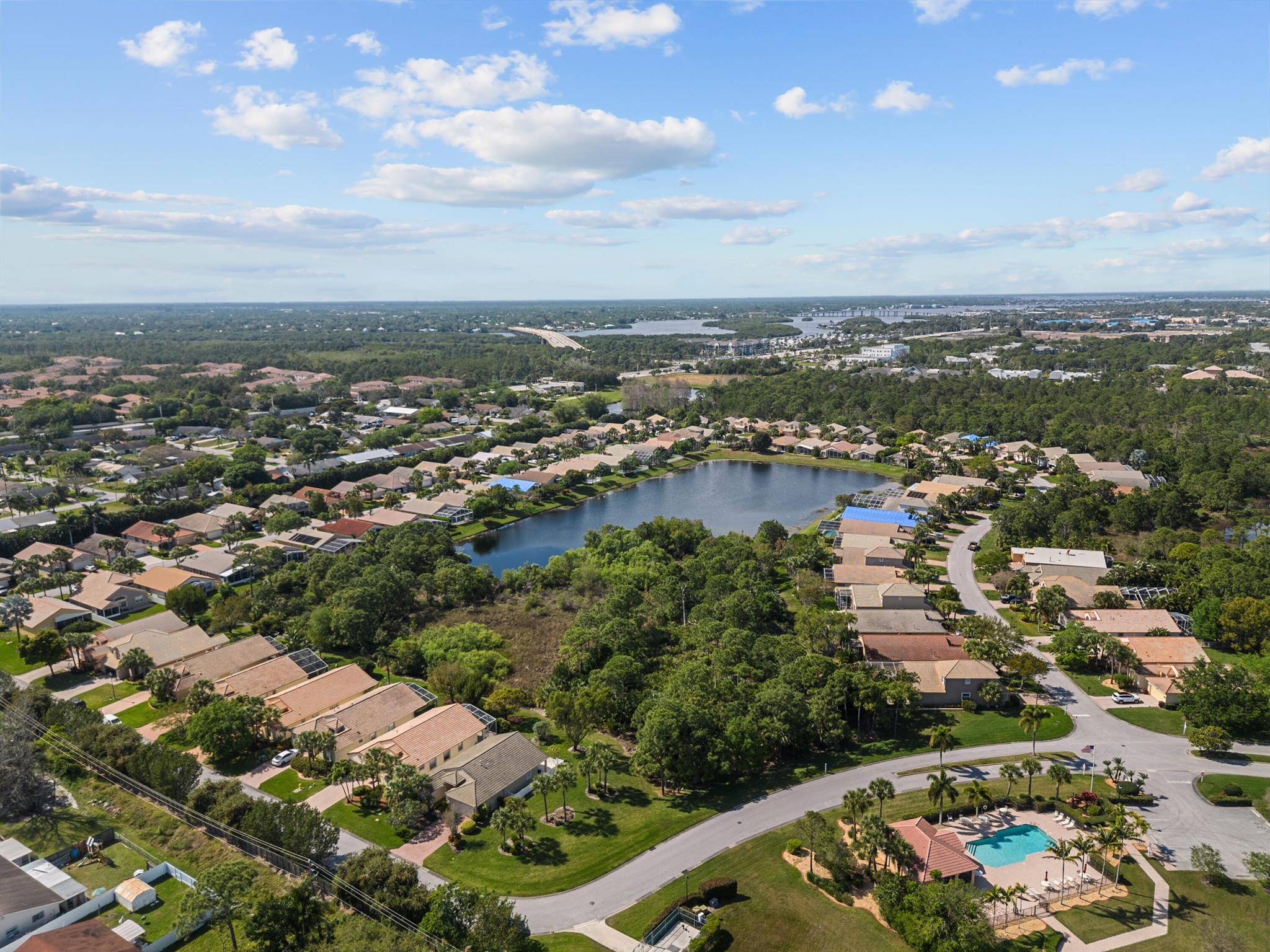 WILLOUGHBY (AKA WILLOUGHBY GLEN) - Residential