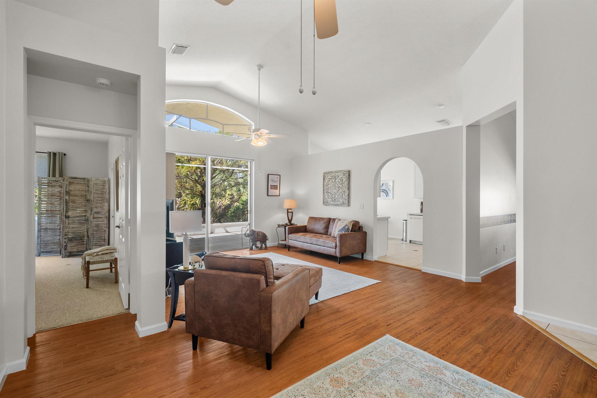 WILLOUGHBY (AKA WILLOUGHBY GLEN) - Residential