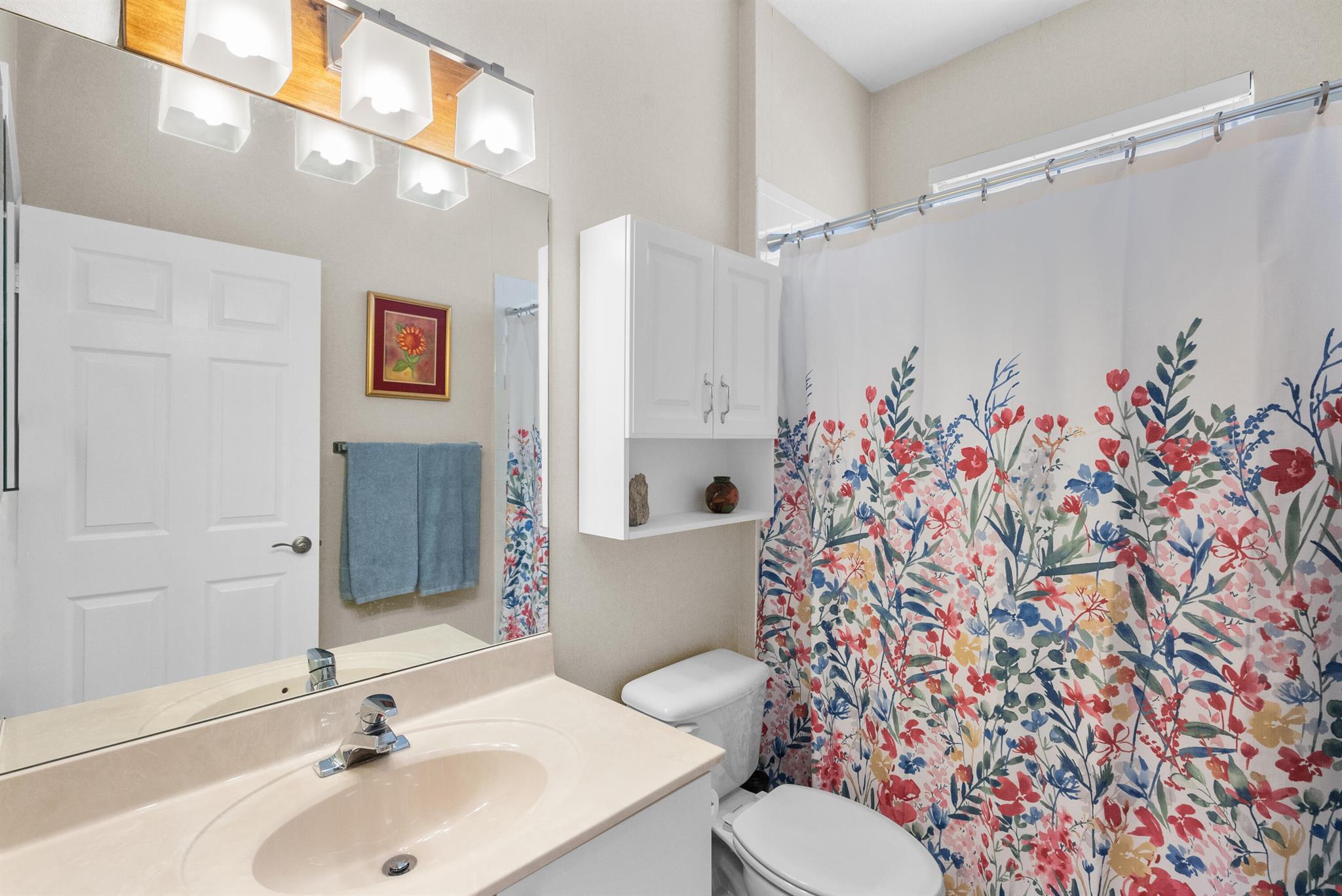 WILLOUGHBY (AKA WILLOUGHBY GLEN) - Residential