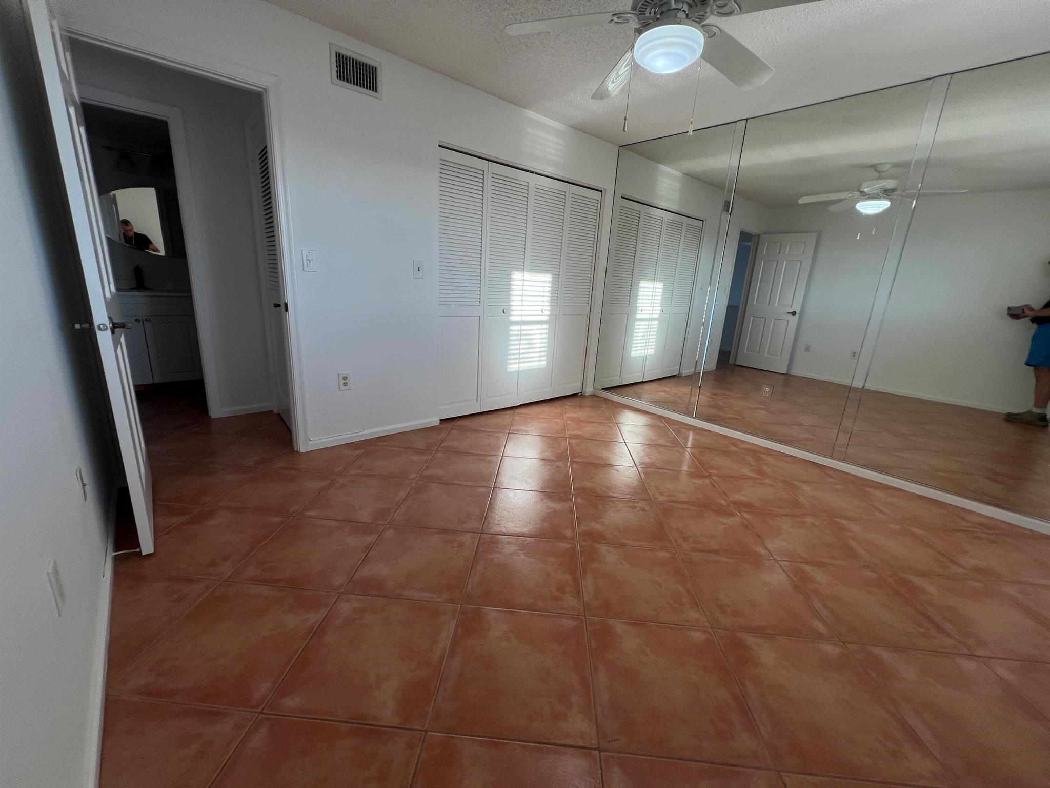 BROADVIEW CONDO - Residential Lease