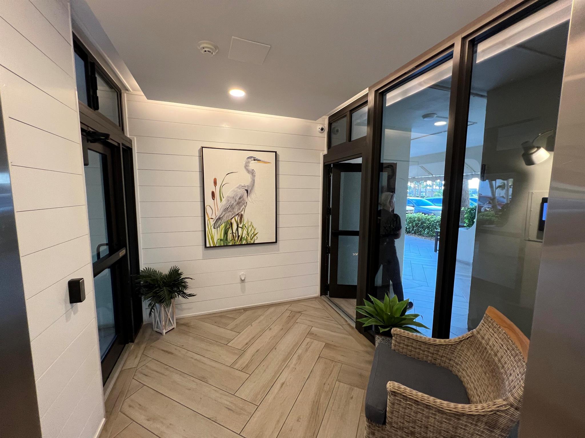 BROADVIEW CONDO - Residential Lease