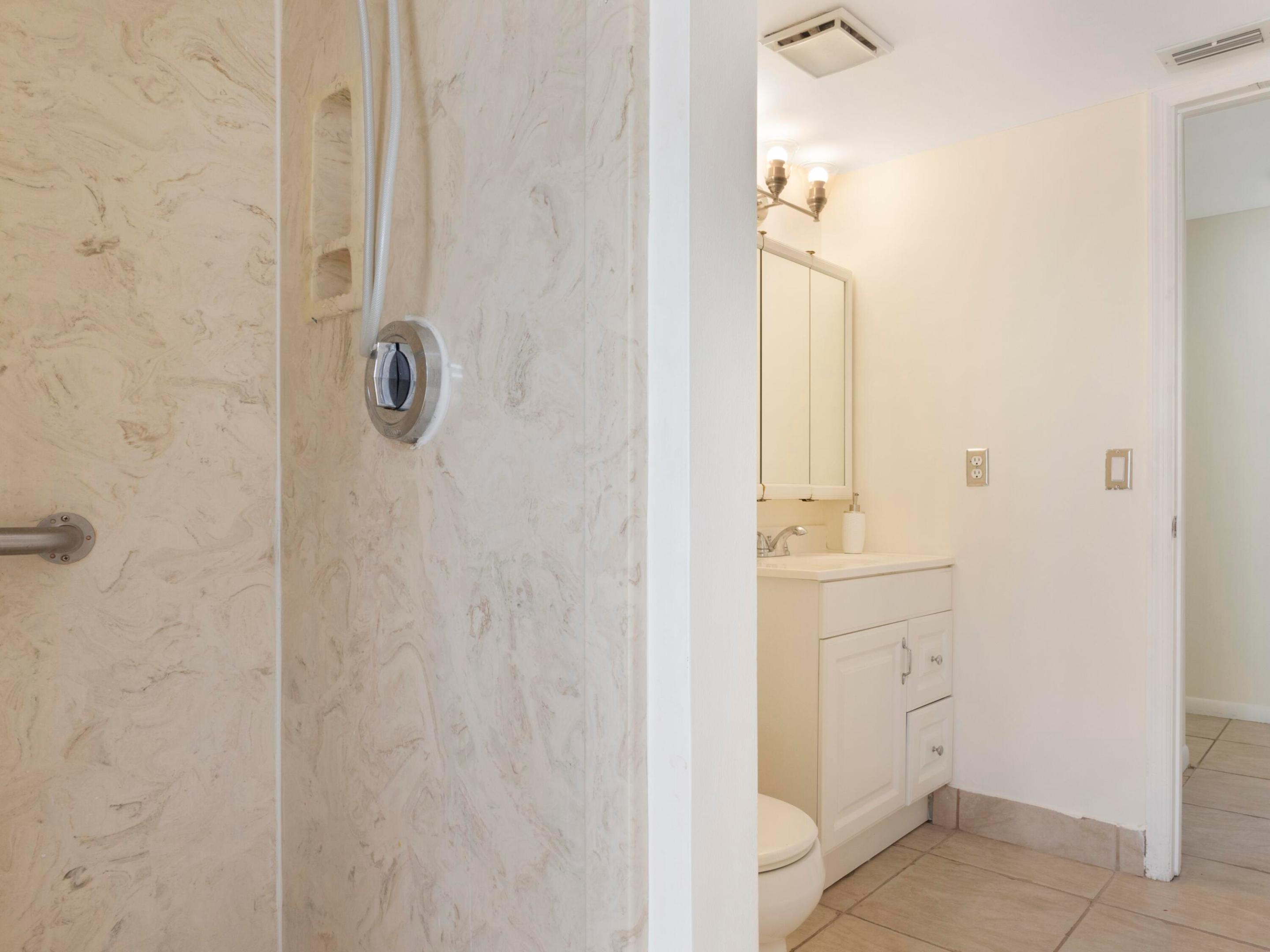 WESTWOOD GARDENS 1 - Residential Lease