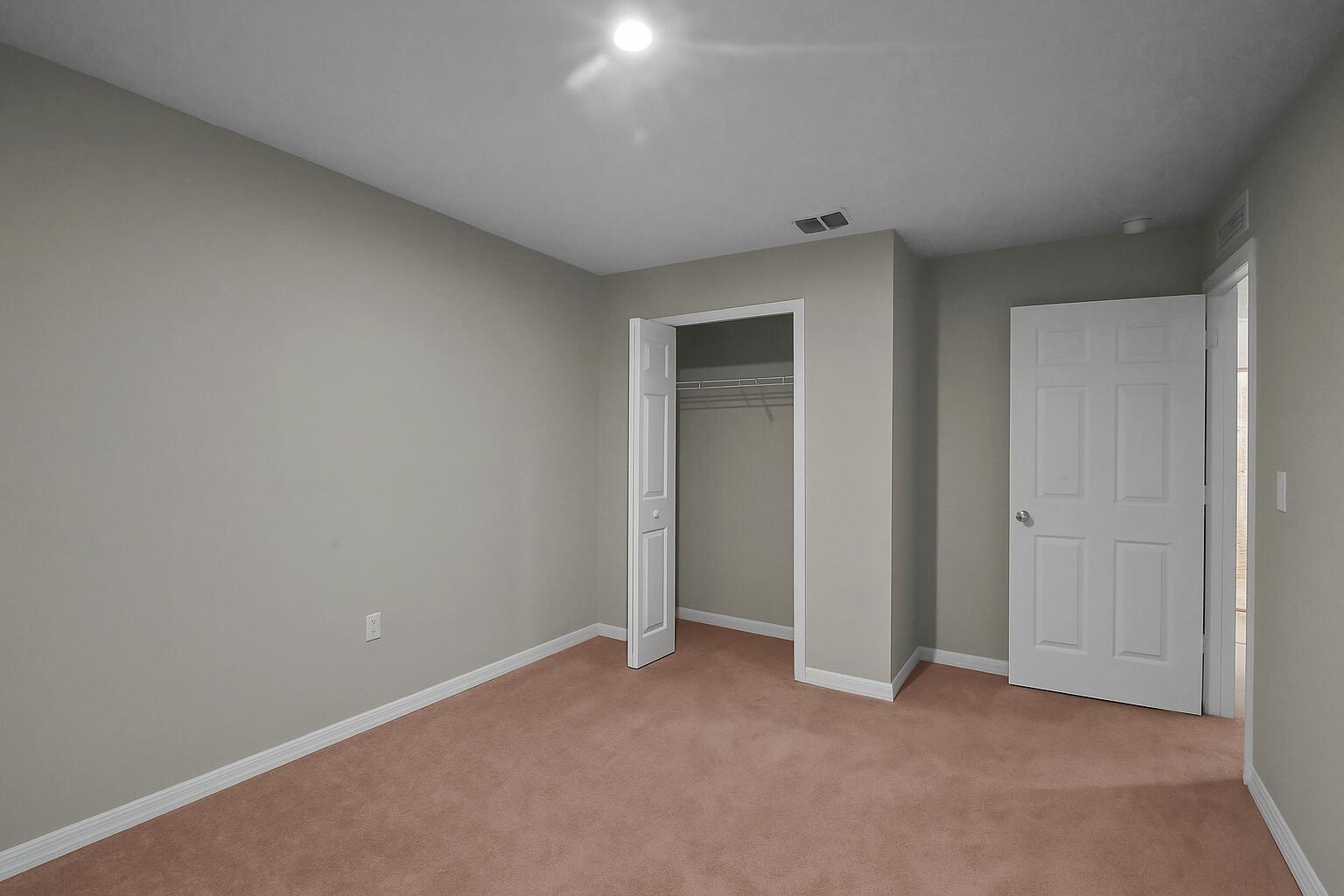 MAGNOLIA SQUARE - Residential Lease