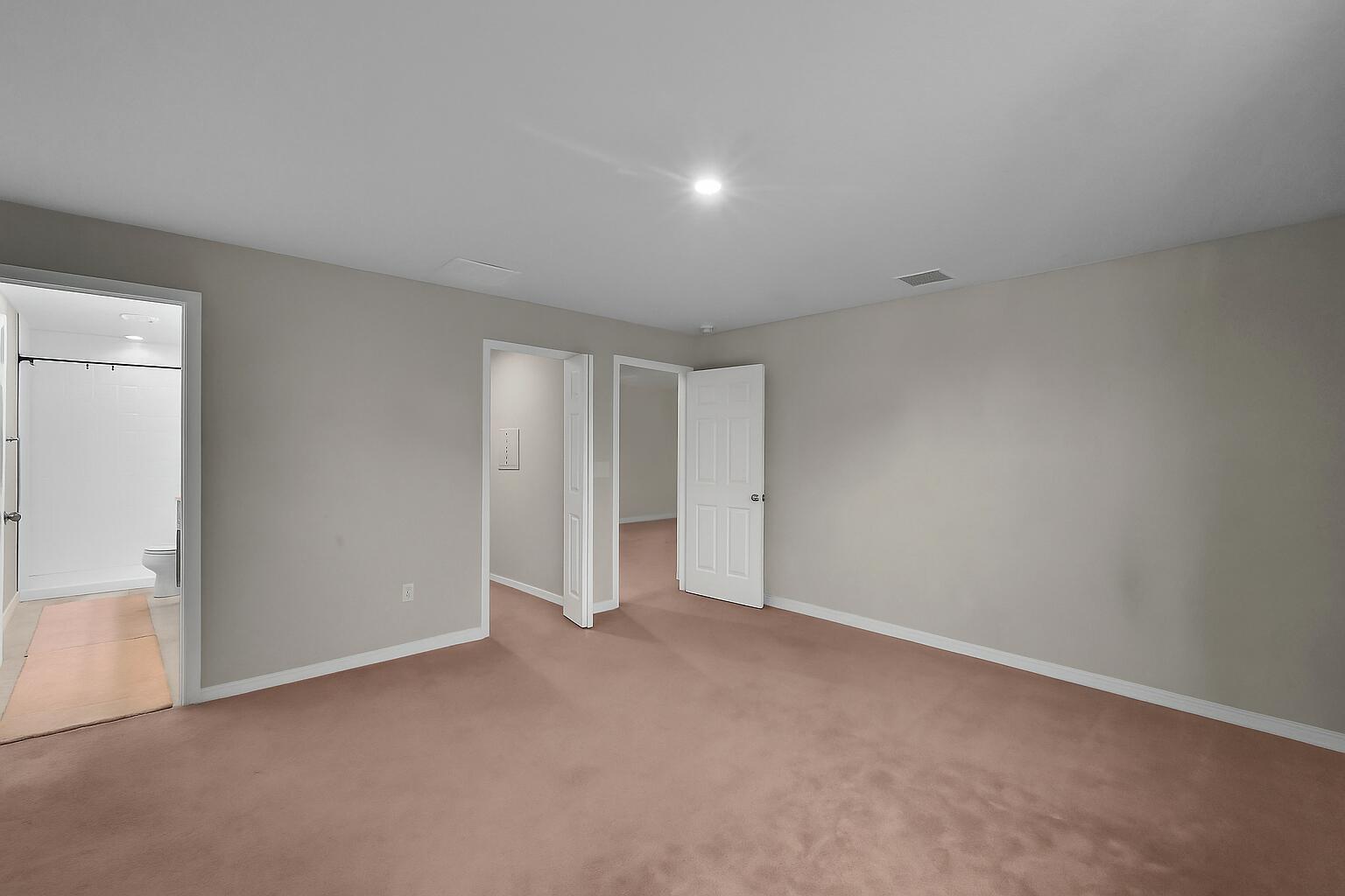 MAGNOLIA SQUARE - Residential Lease