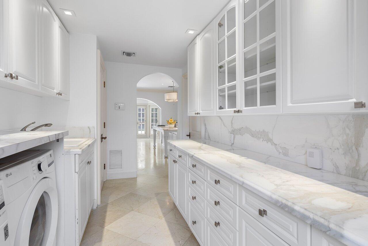 BOULEVARD ESTATES IN - Residential