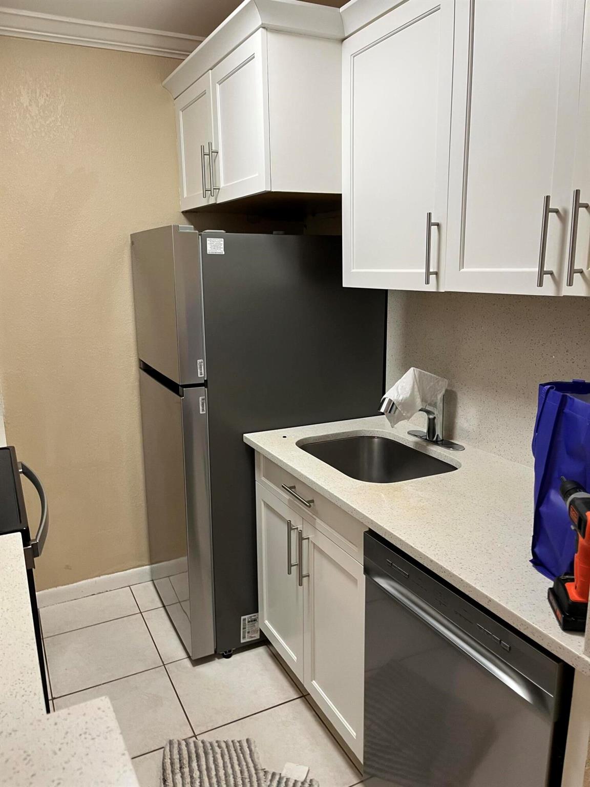 CROSSINGS OF BOYNTON BEACH CONDO - Residential Lease