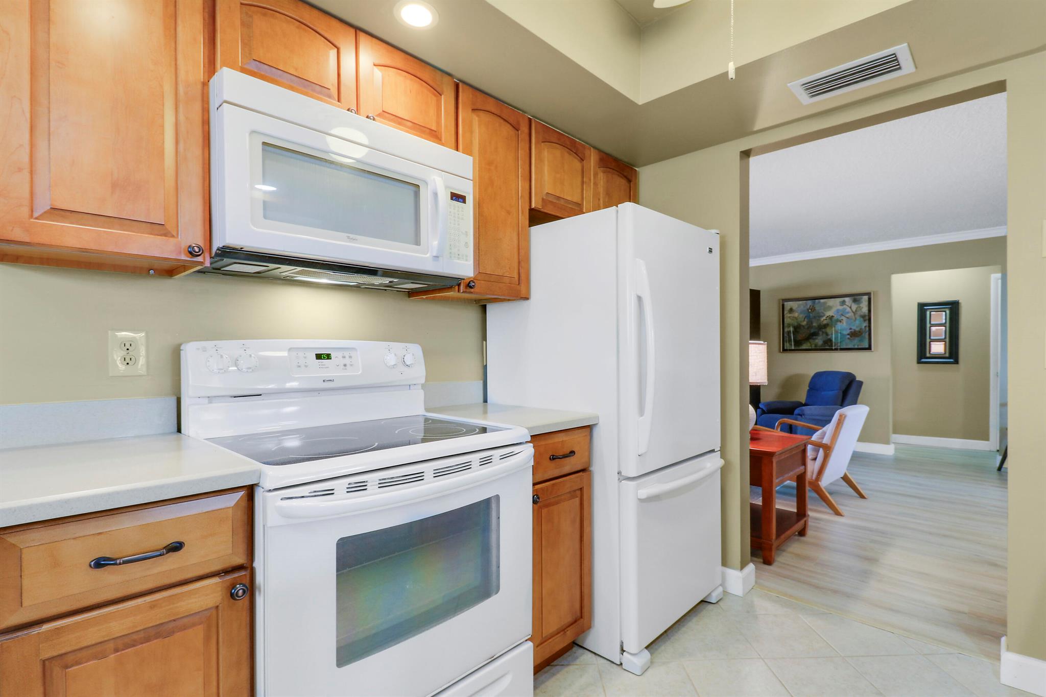 PALM BEACH LEISUREVILLE S - Residential