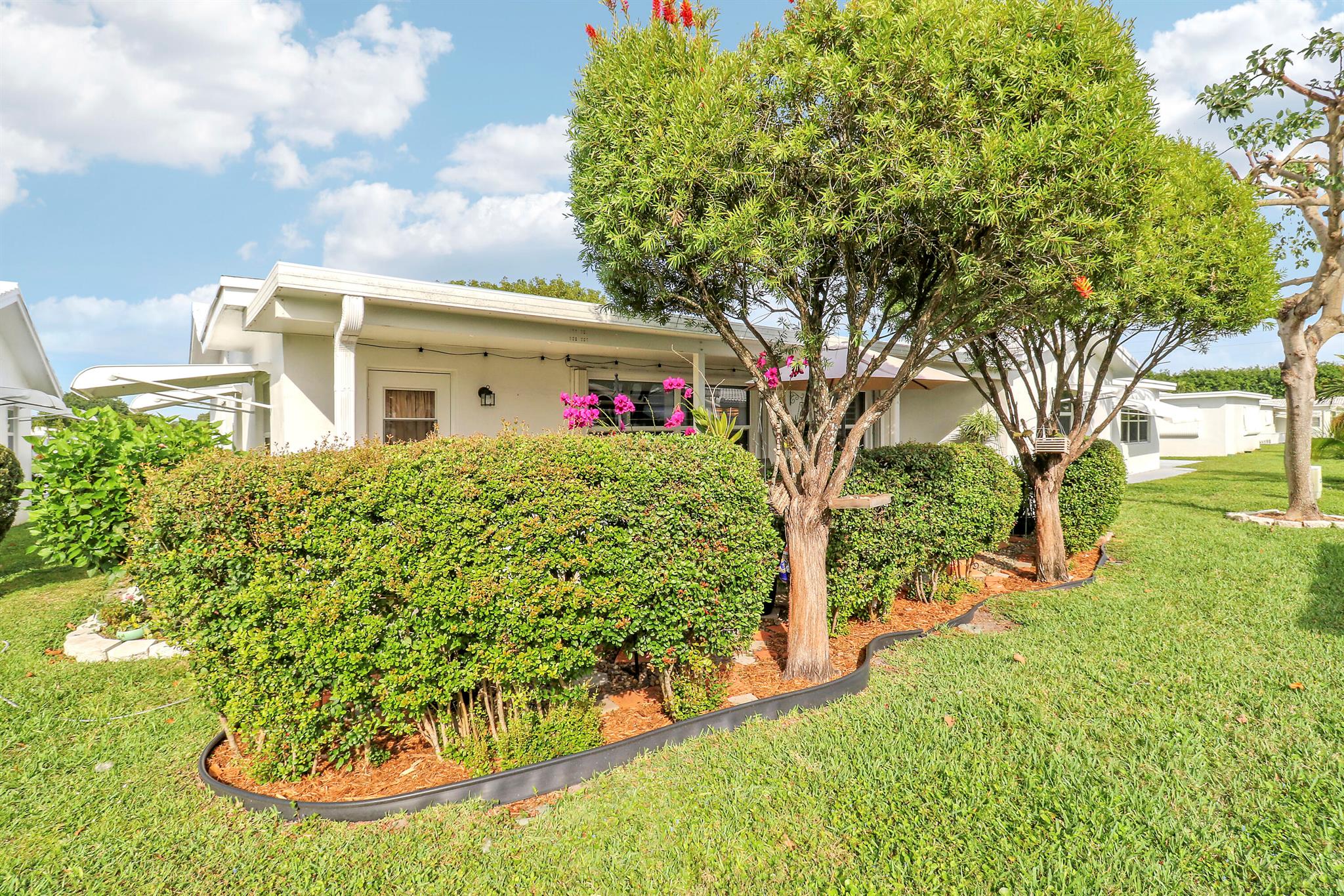 PALM BEACH LEISUREVILLE S - Residential