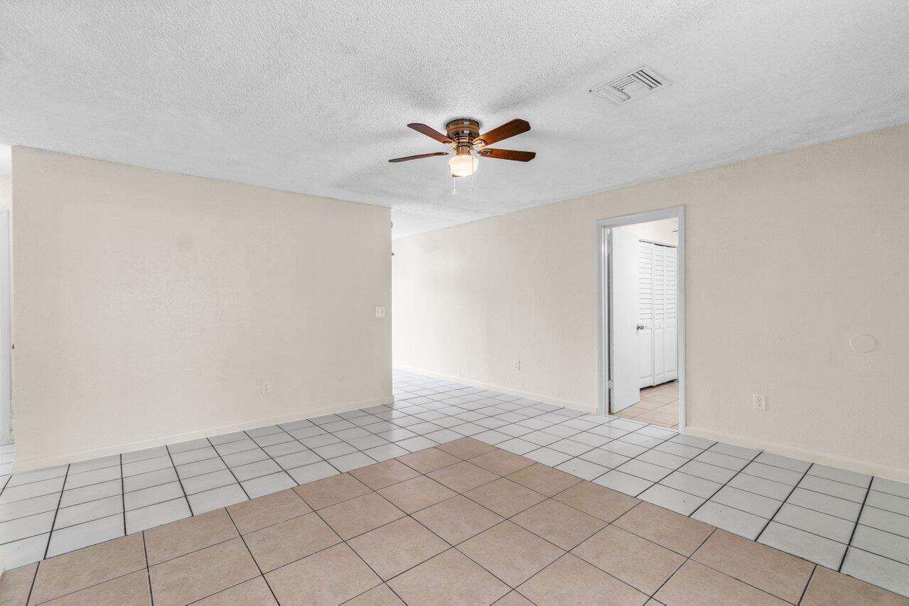 Gulfstream Apartments - Residential Lease