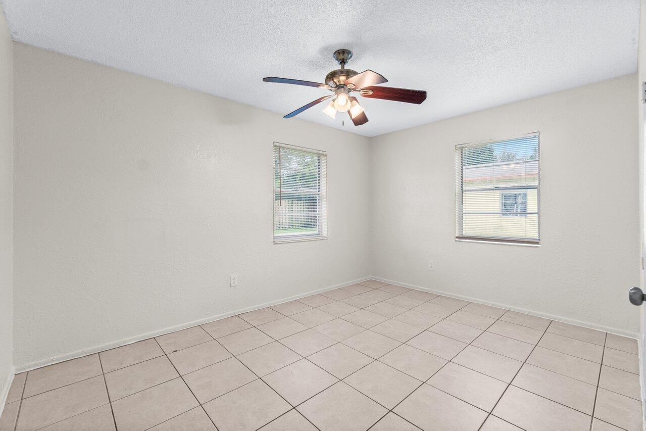 Gulfstream Apartments - Residential Lease