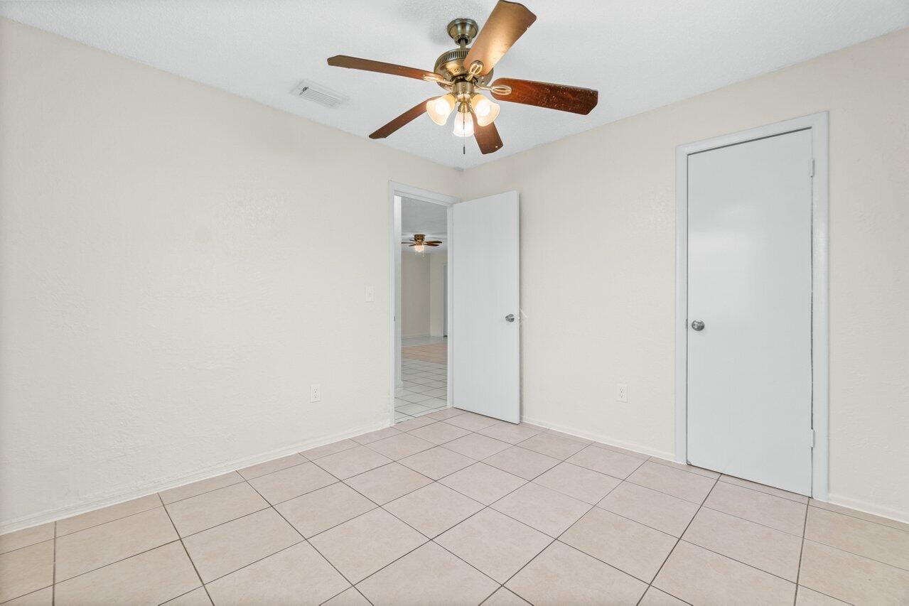 Gulfstream Apartments - Residential Lease