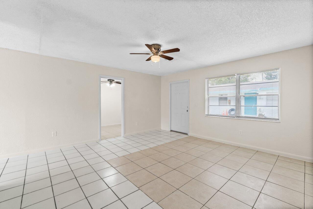 Gulfstream Apartments - Residential Lease