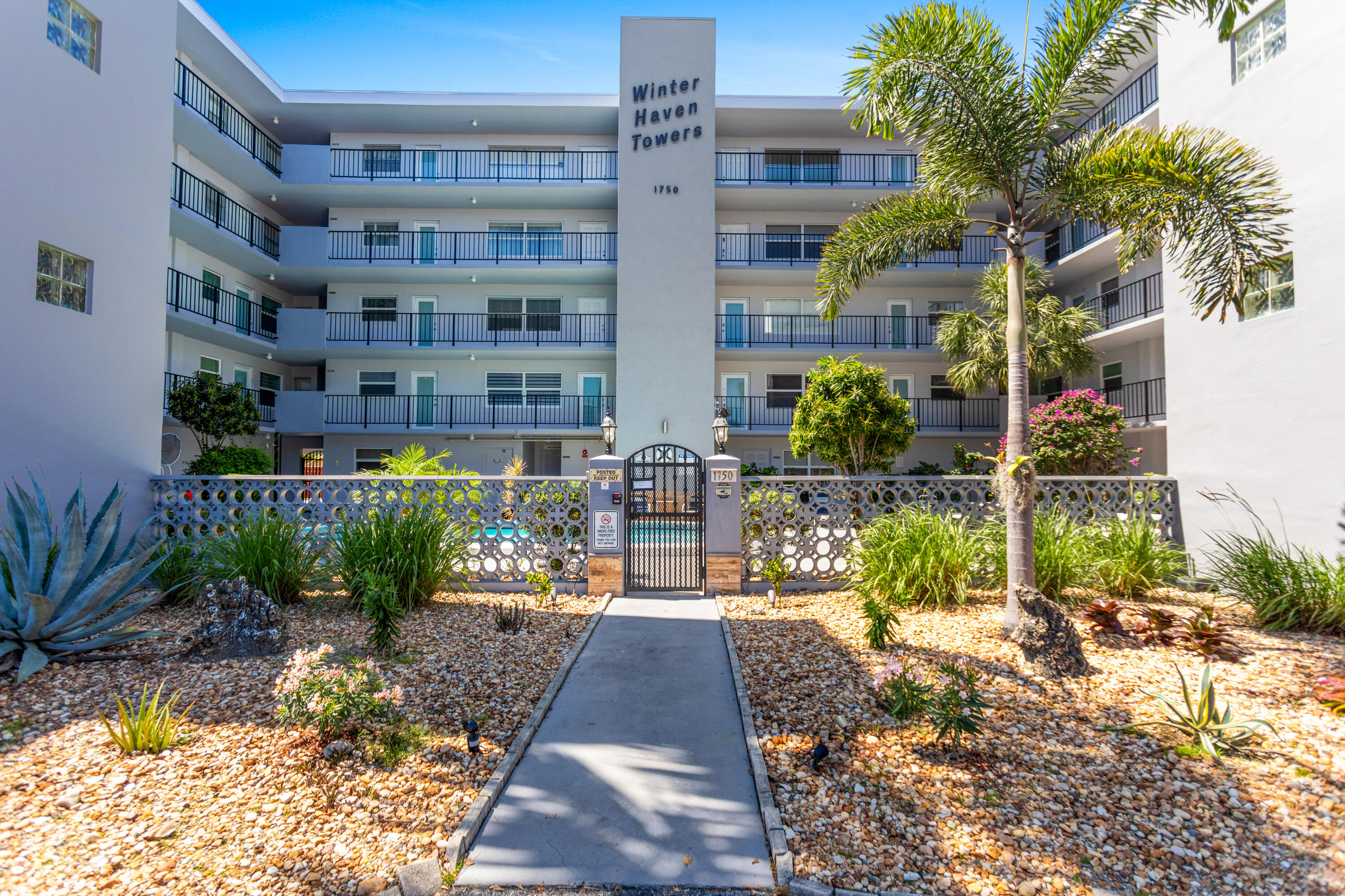 WINTER HAVEN TOWERS CONDO - Residential