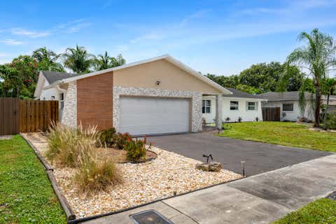 Tiny photo for 6730 NW 26th Terrace, Fort Lauderdale, FL 33309 (MLS # B26035993)