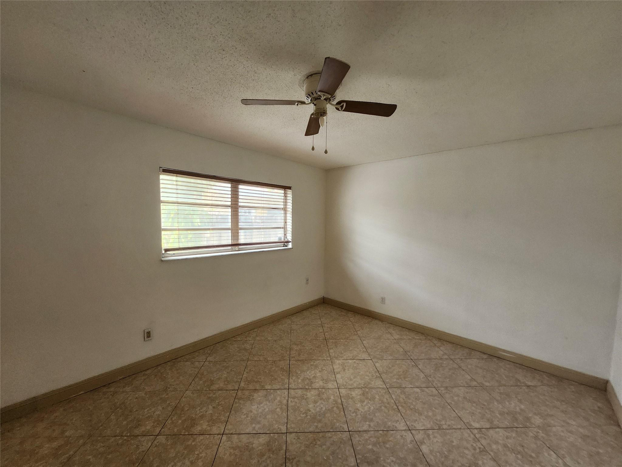 Oakland Park Second Add 1 - Residential Lease