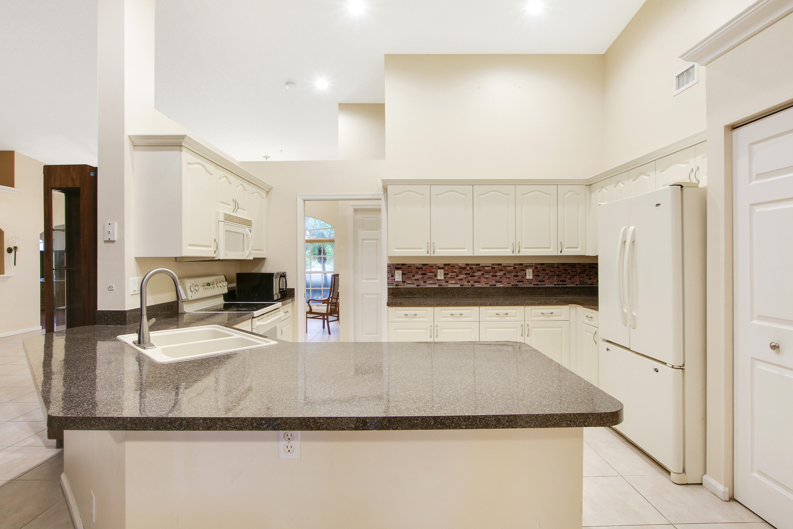 SOUTH PORT ST LUCIE UNIT 5 - Residential Lease