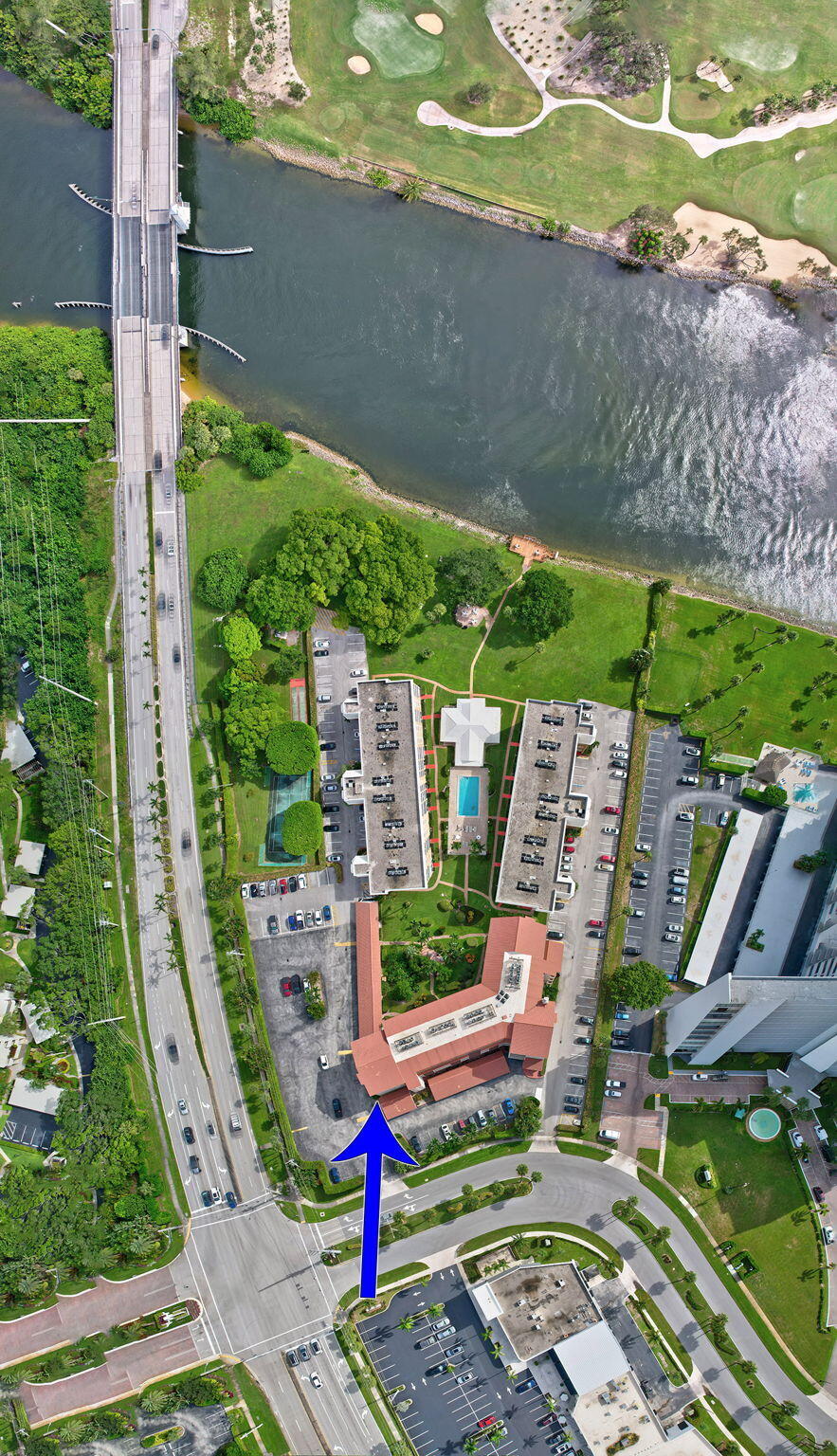 300 Golfview Road 407