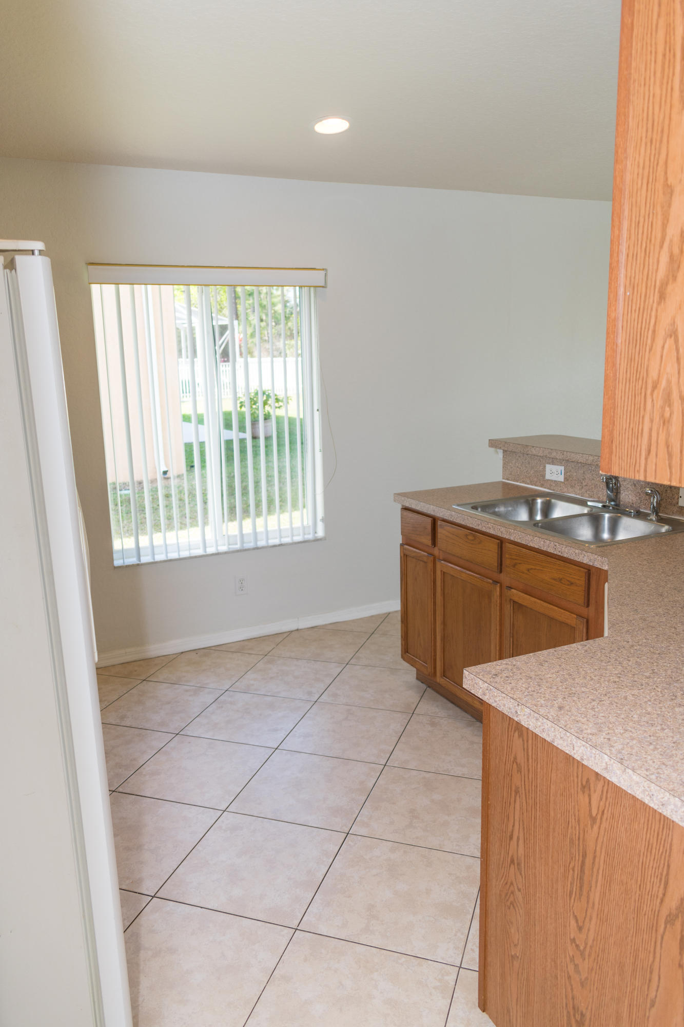 FIRST REPLAT OF PORTOFINO ISLES - Residential