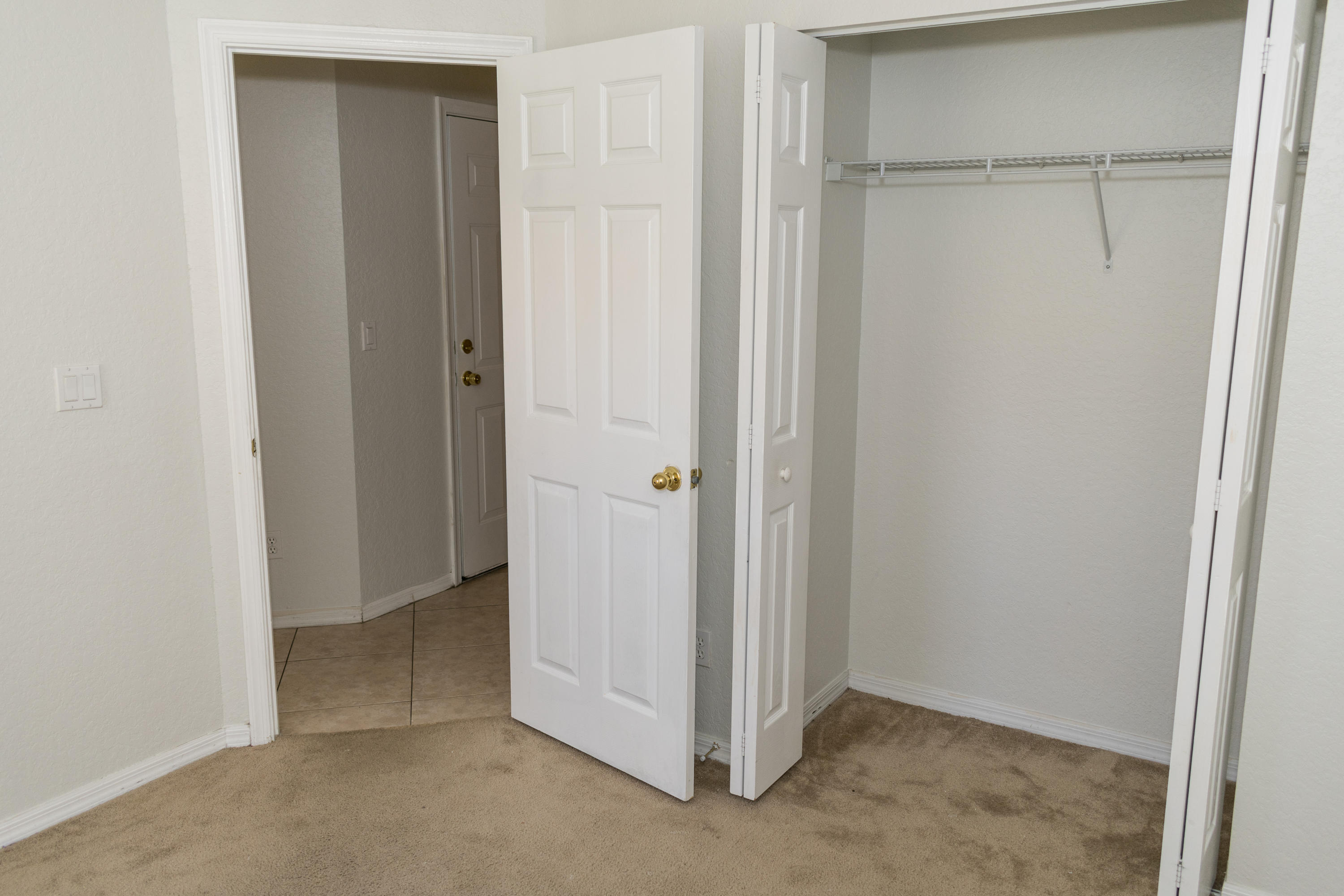 FIRST REPLAT OF PORTOFINO ISLES - Residential