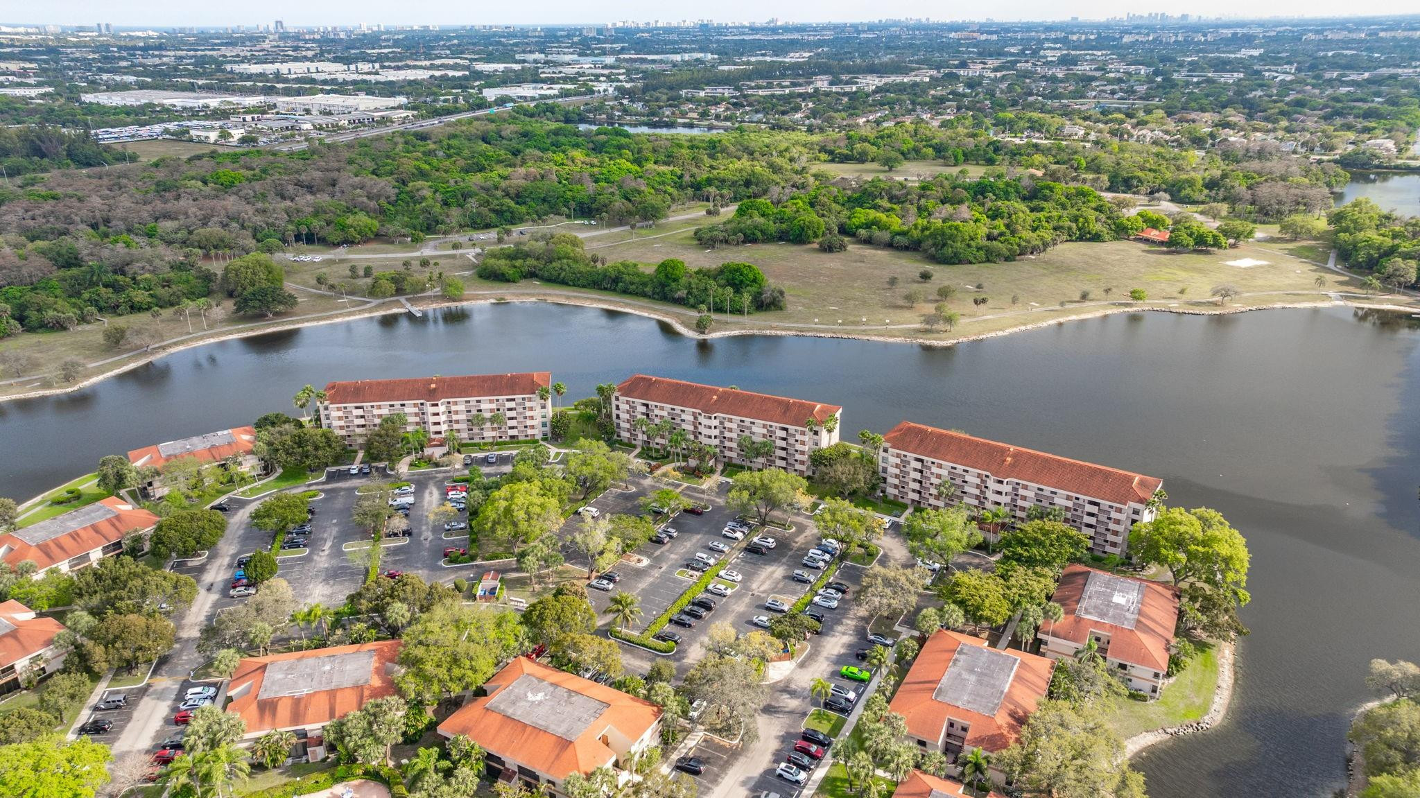 Applewood Village II - Residential