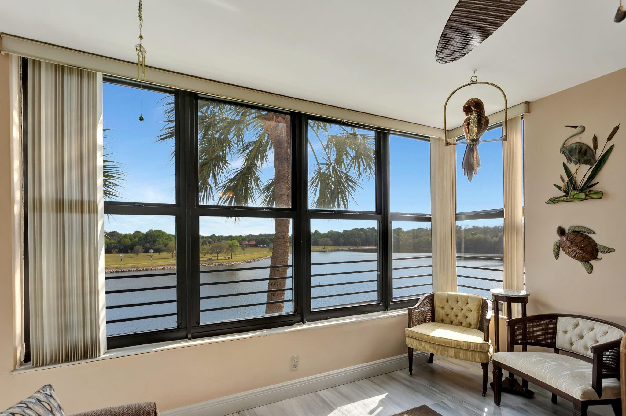 Applewood Village II - Residential