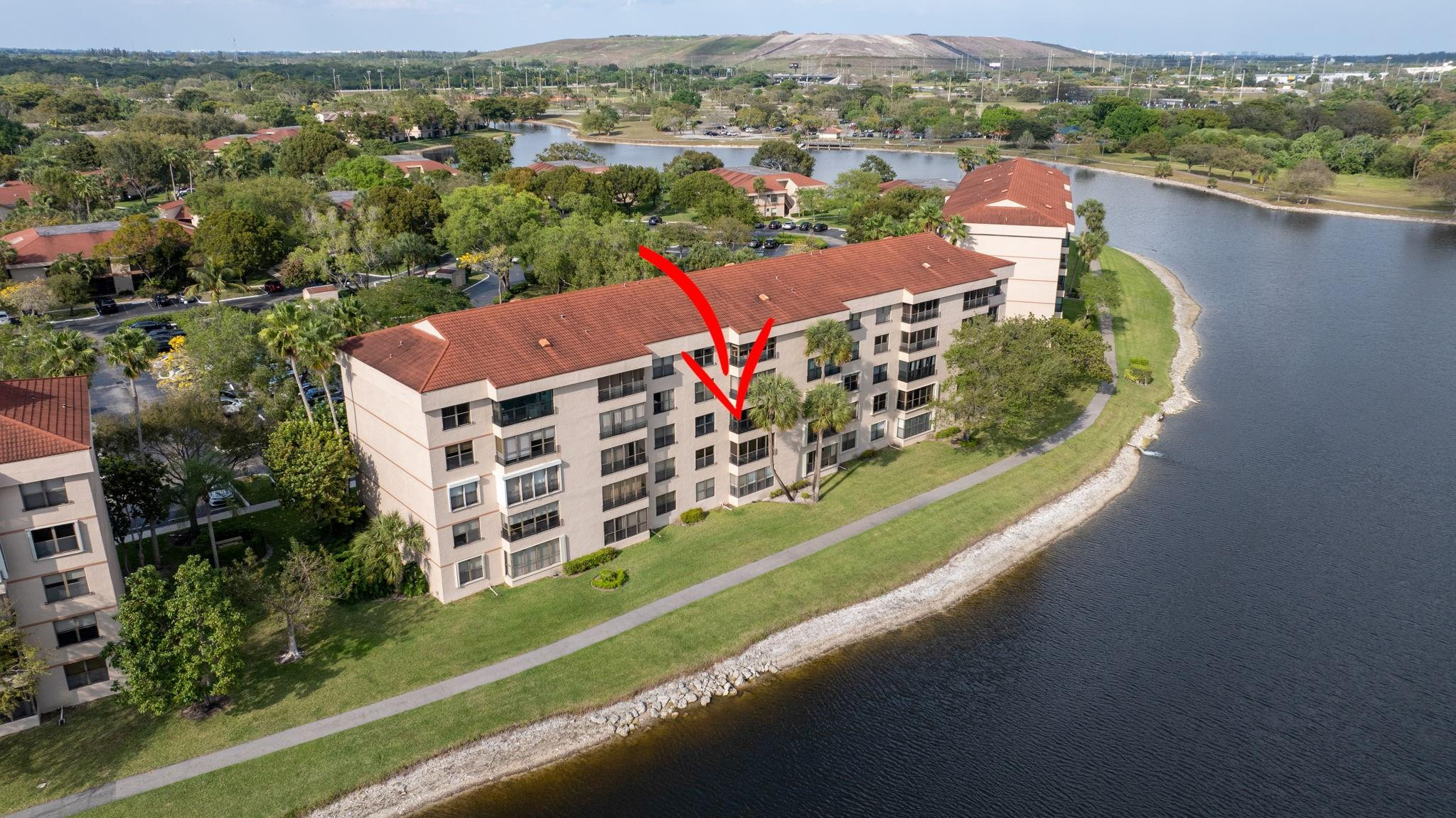 Applewood Village II - Residential