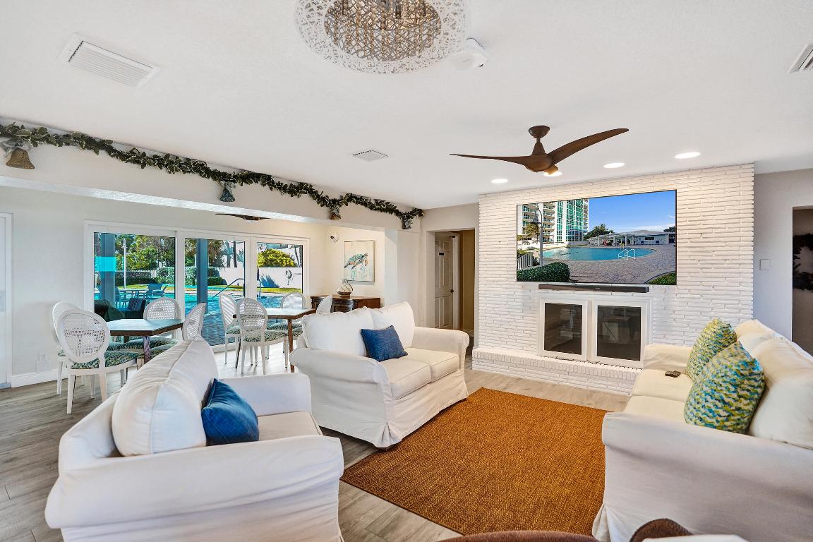 PALM CLUB CO-OP - Residential