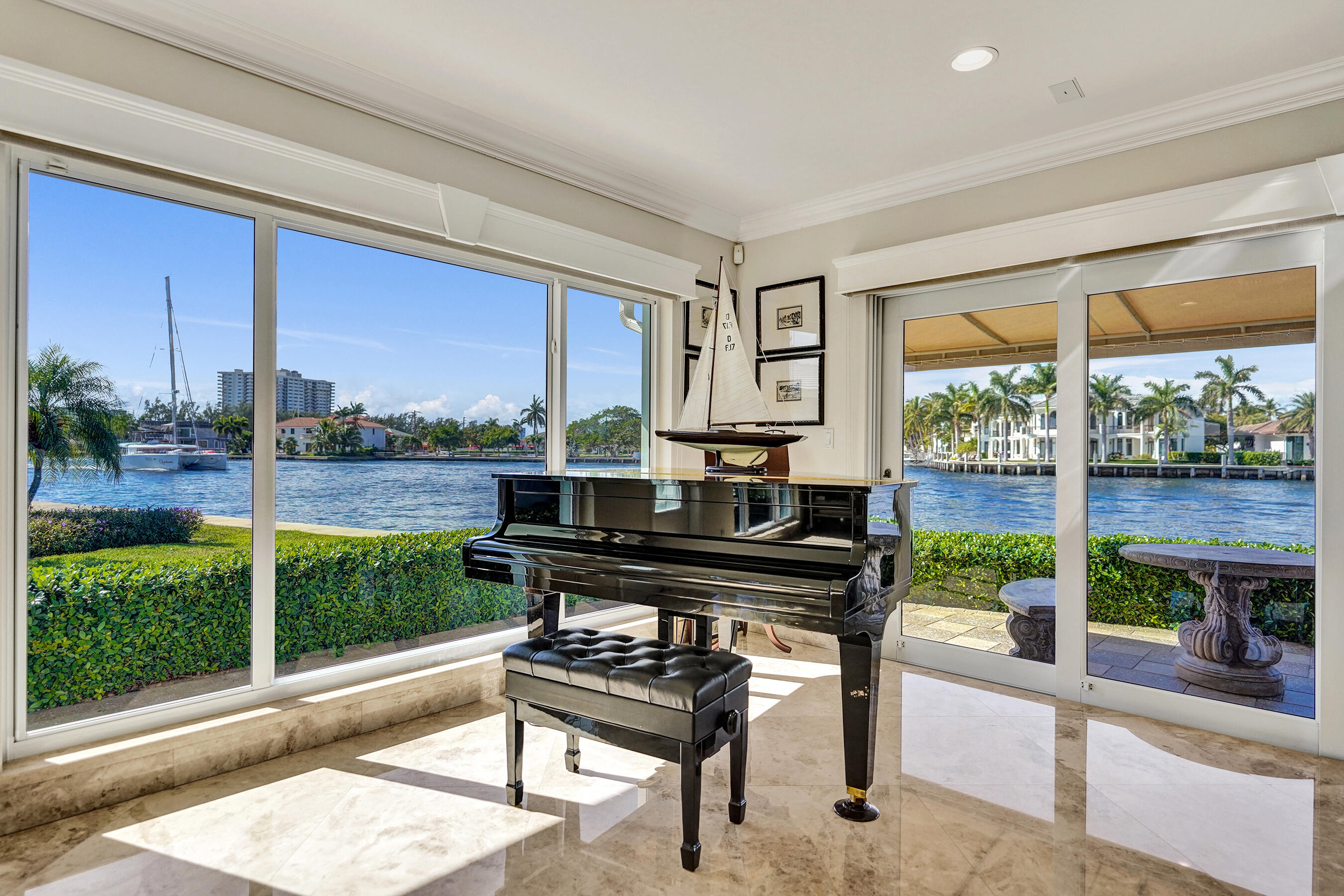 PALM CLUB - Residential