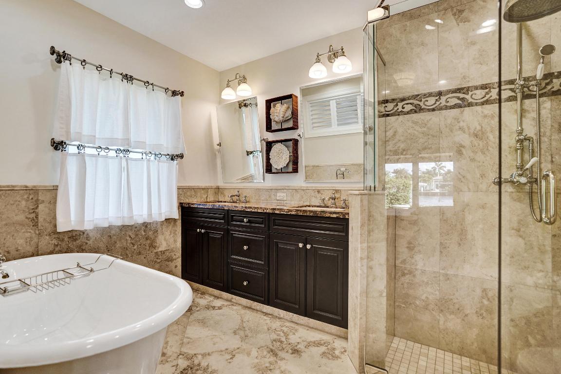 PALM CLUB CO-OP - Residential