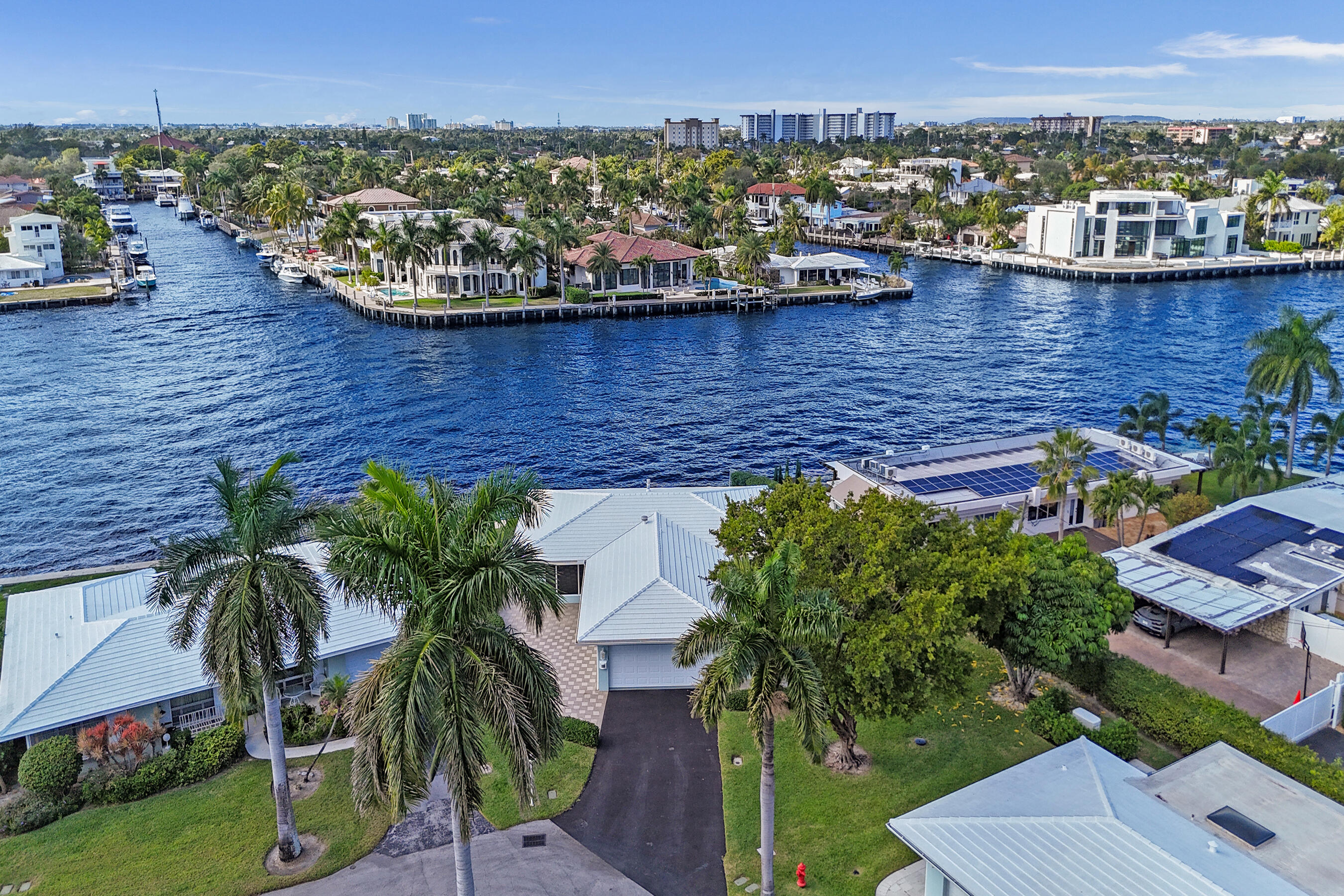 PALM CLUB - Residential