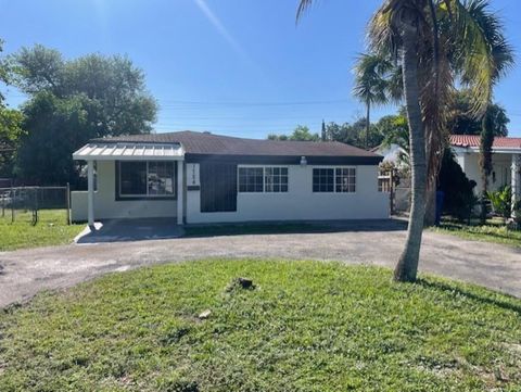 1724 NE 176th Street North Miami Beach FL 33162
