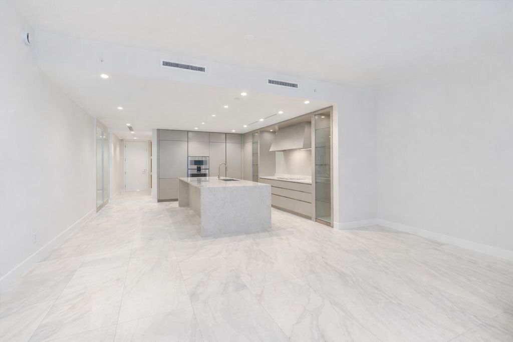 Photo of 200 SE Mizner Boulevard #810, Boca Raton, FL 33432 (MLS # R11163609)