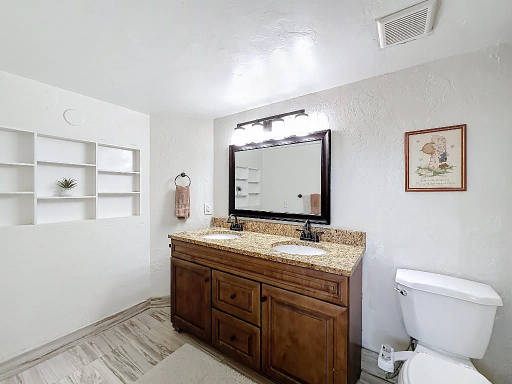 WESTWOOD GARDENS 1 - Residential