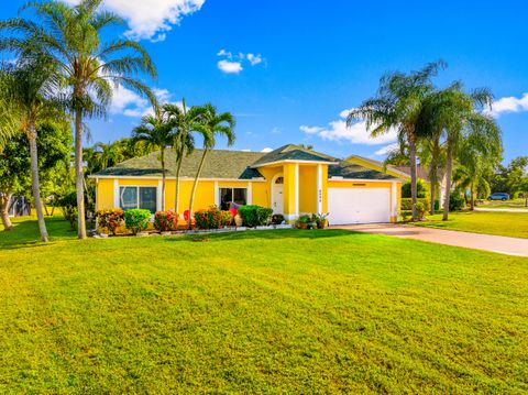 A home in Port St Lucie