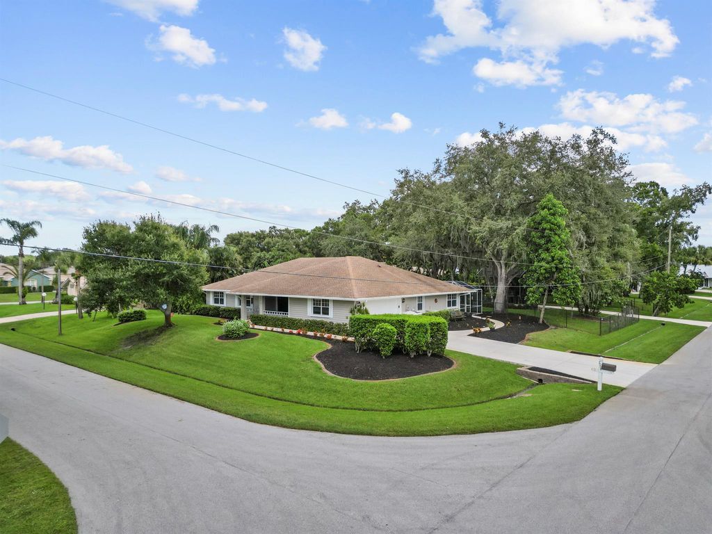 Photo of 2008 SW Kasim Terrace, Port St Lucie, FL 34953 (MLS # R10903719)