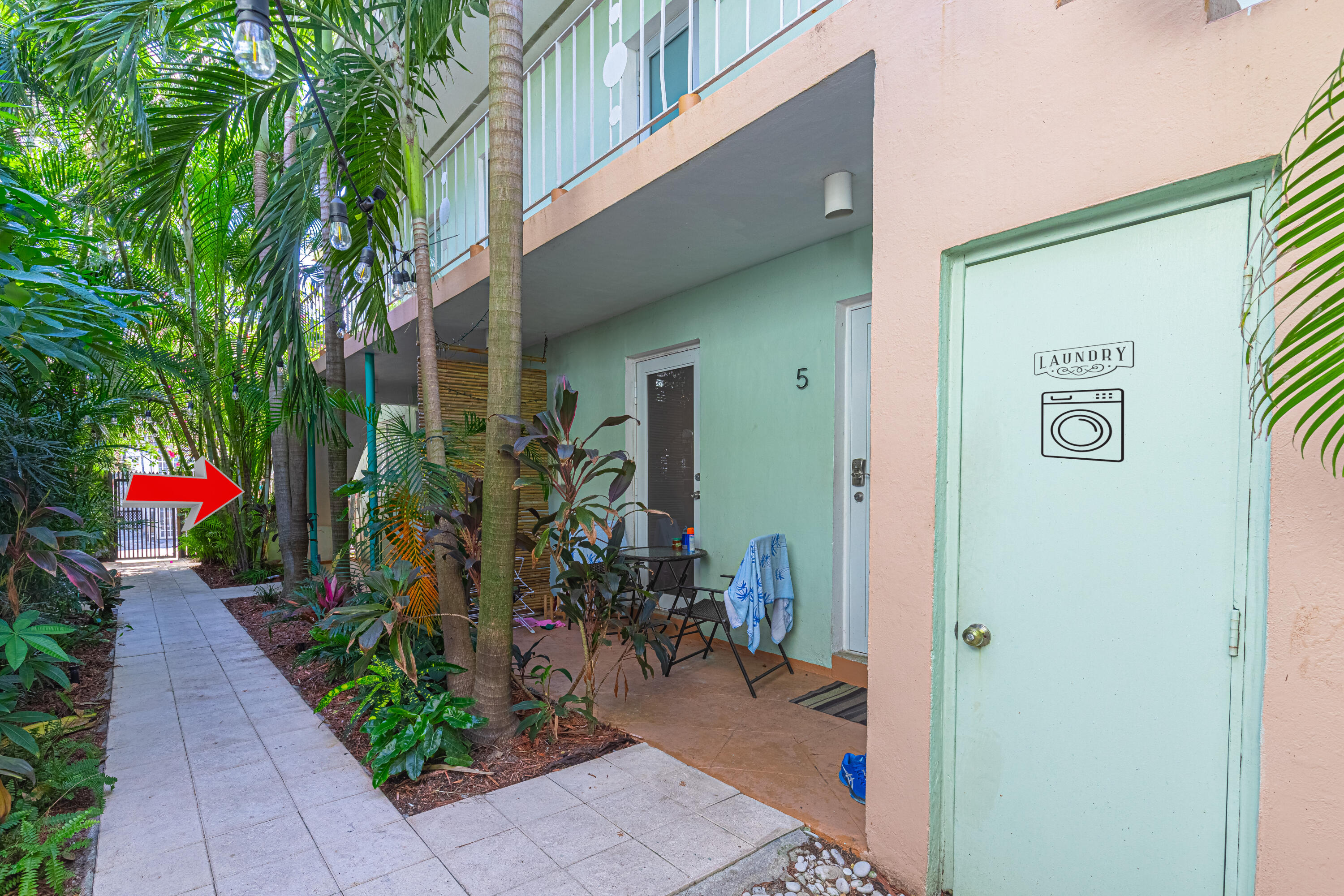 1117 MERIDIAN Avenue 7-1117