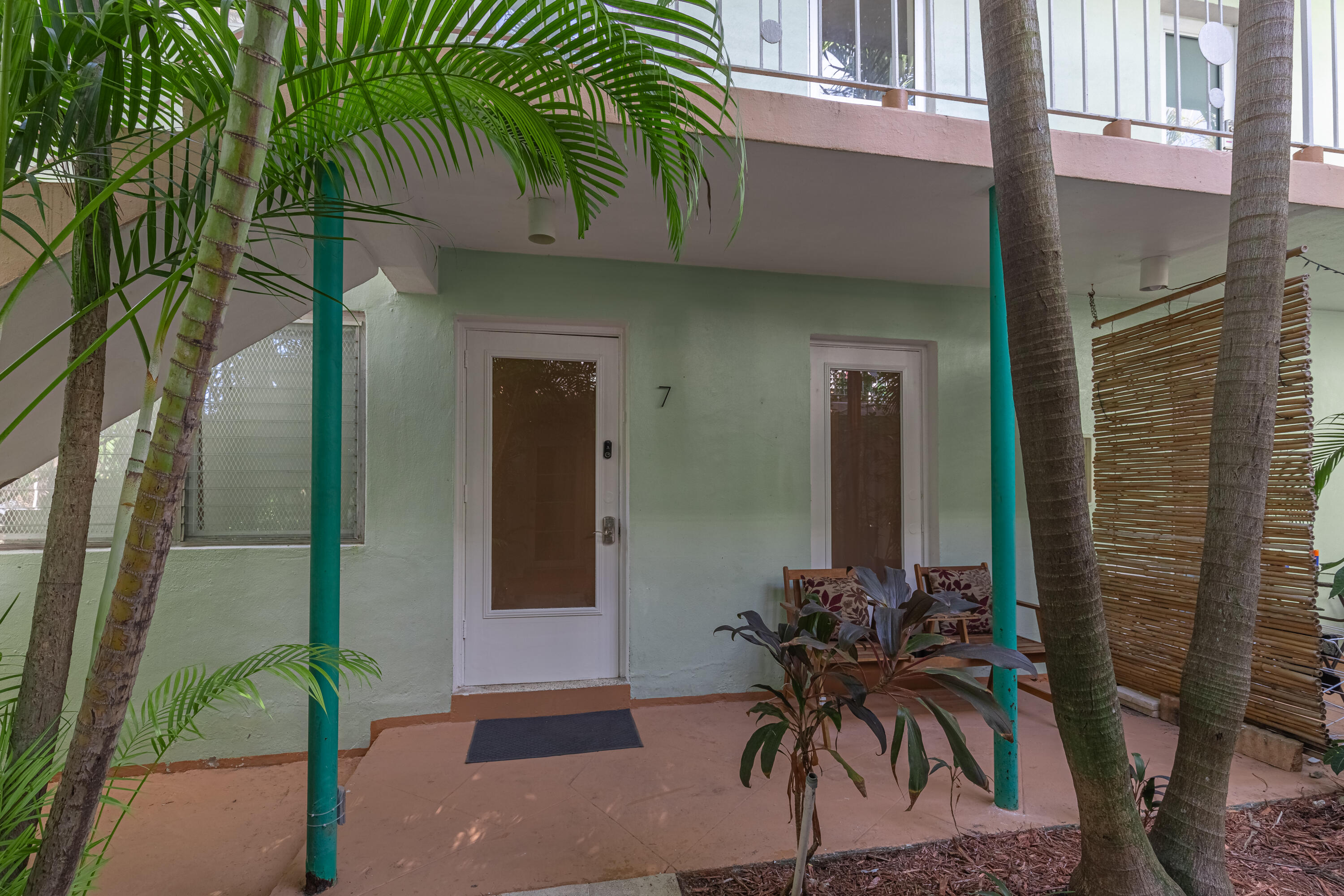 1117 MERIDIAN Avenue 7-1117