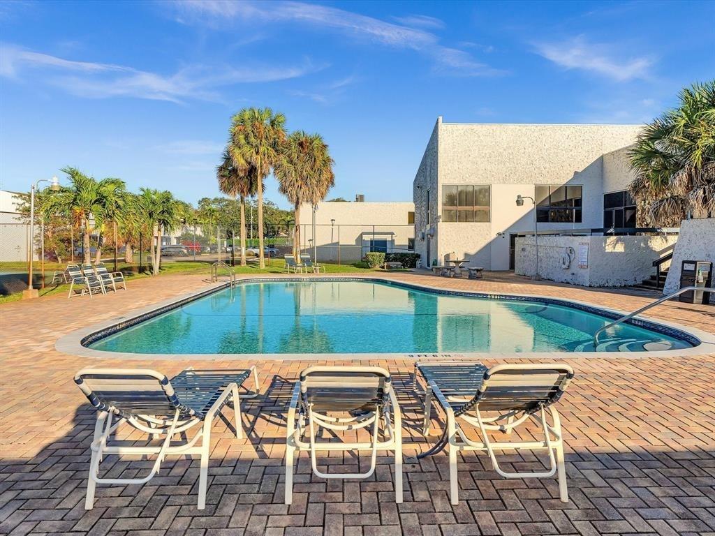 Villas Of Sheridan Condo - Residential Lease