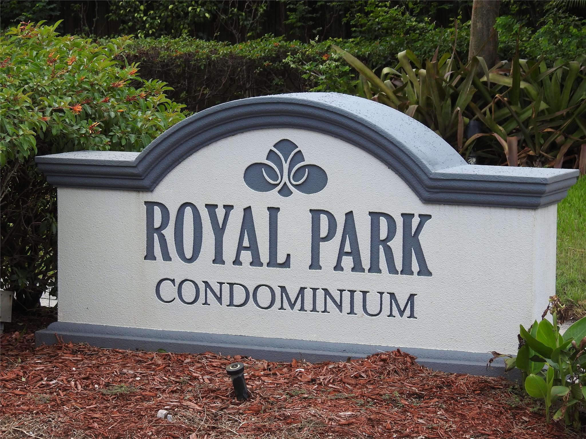 111 Royal Park Dr 2E