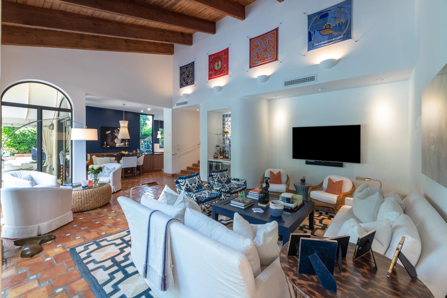 264 Everglade Avenue